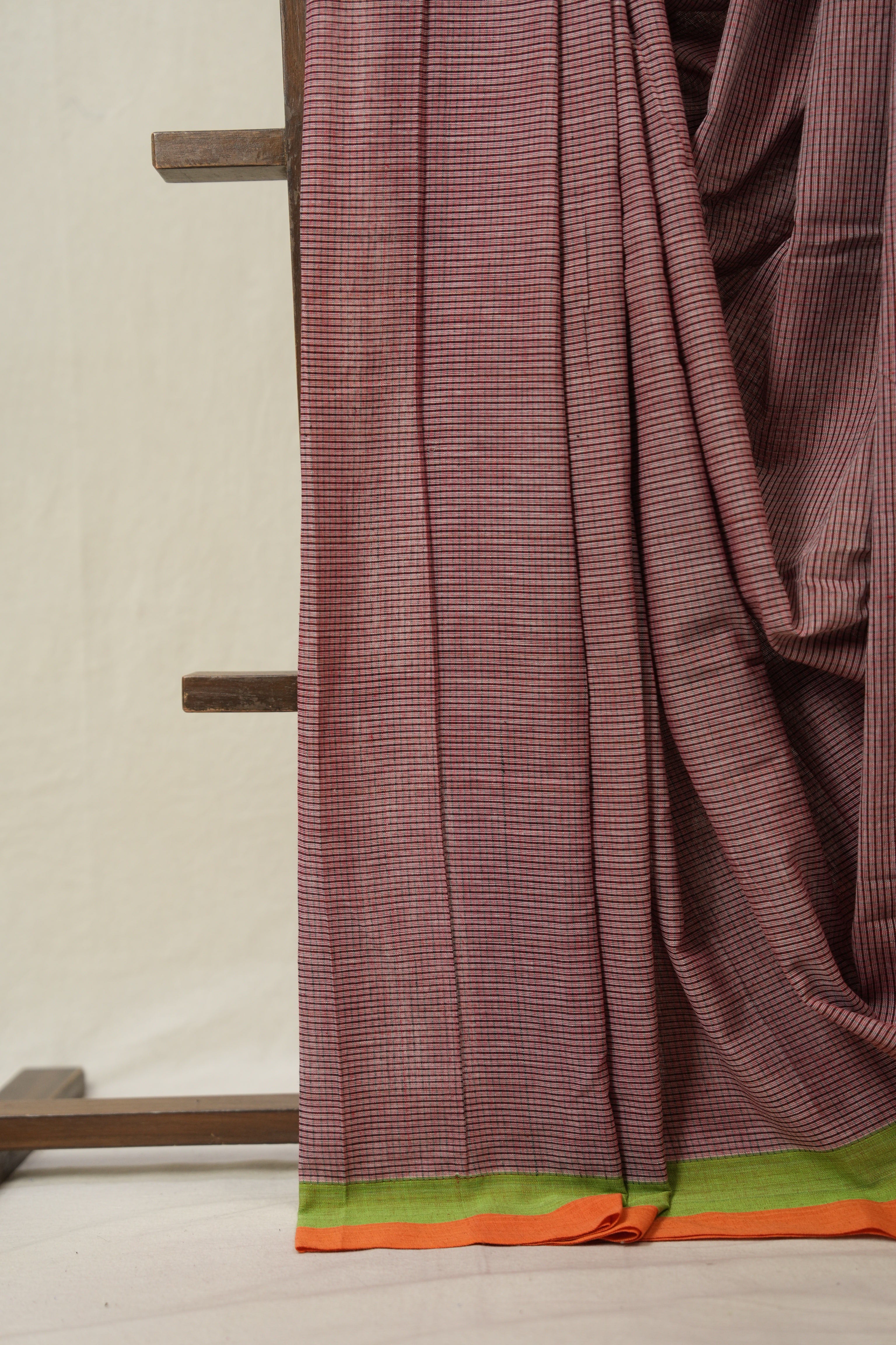 Reddish Pink Small Checks Cotton Patteda Anchu Saree - SRRPPAS316