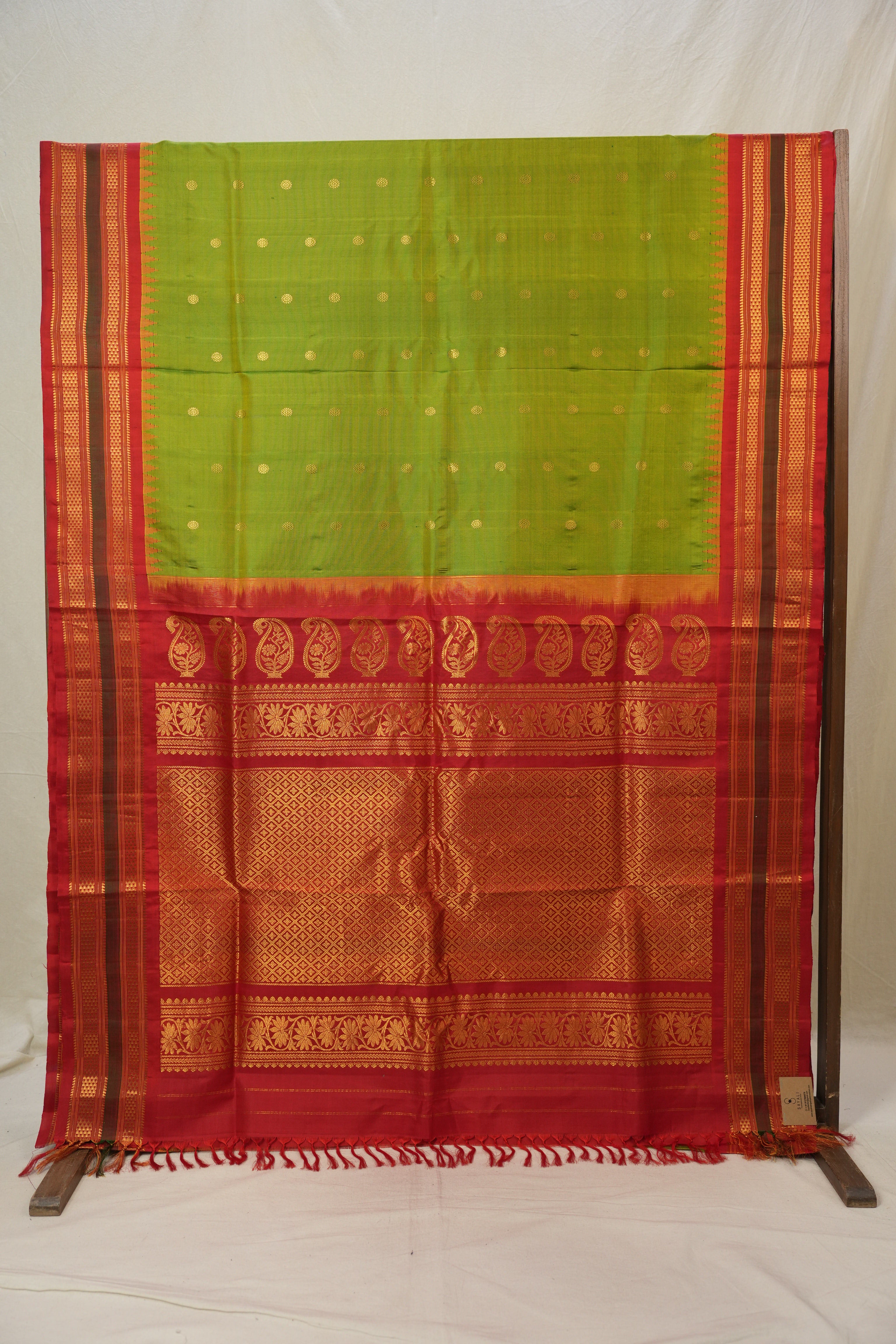 Two Tone Green Gadwal Silk Saree - SRTTGGSS622