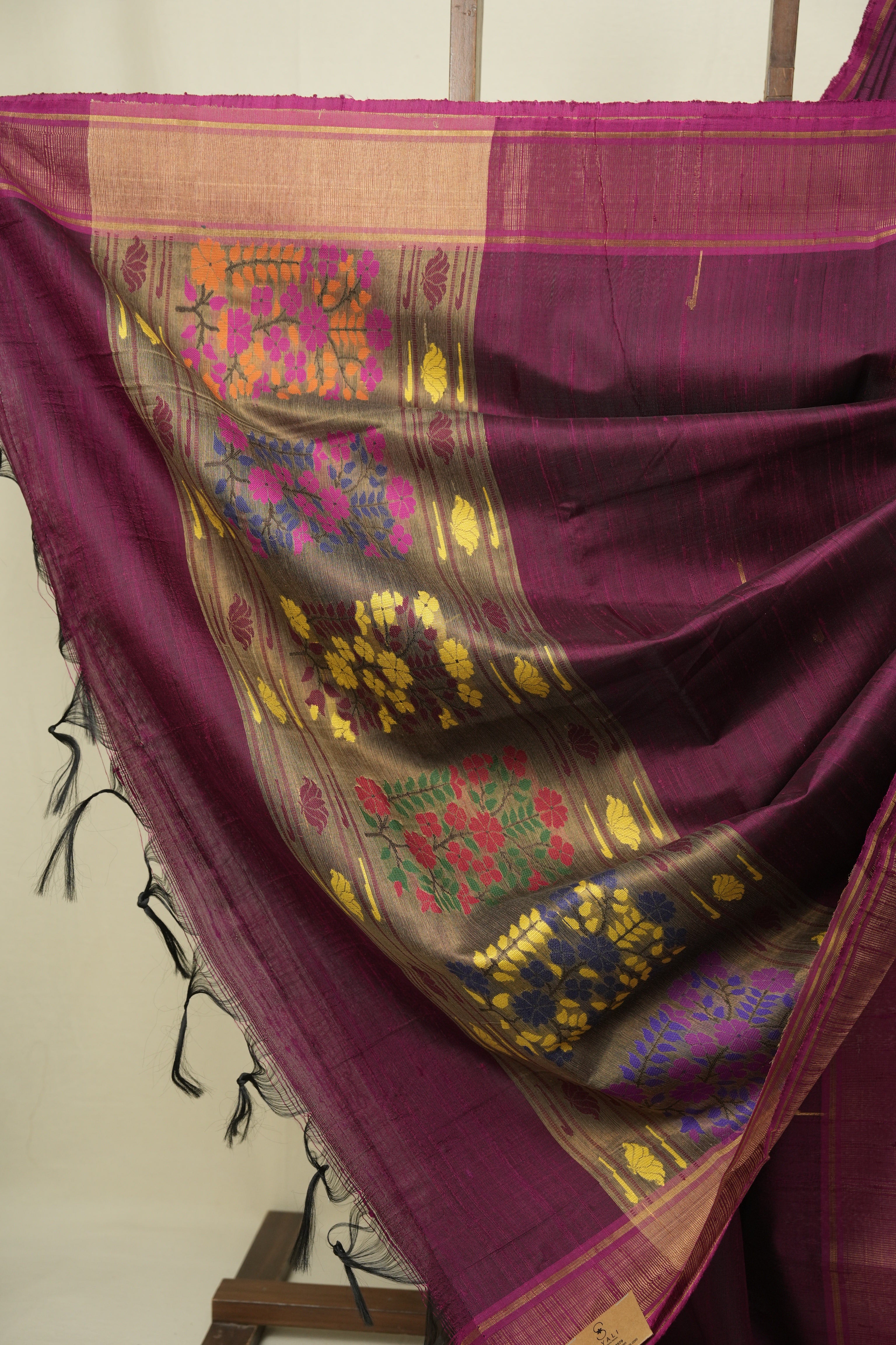 Magenta Raw Silk Saree - SRMRSS1075
