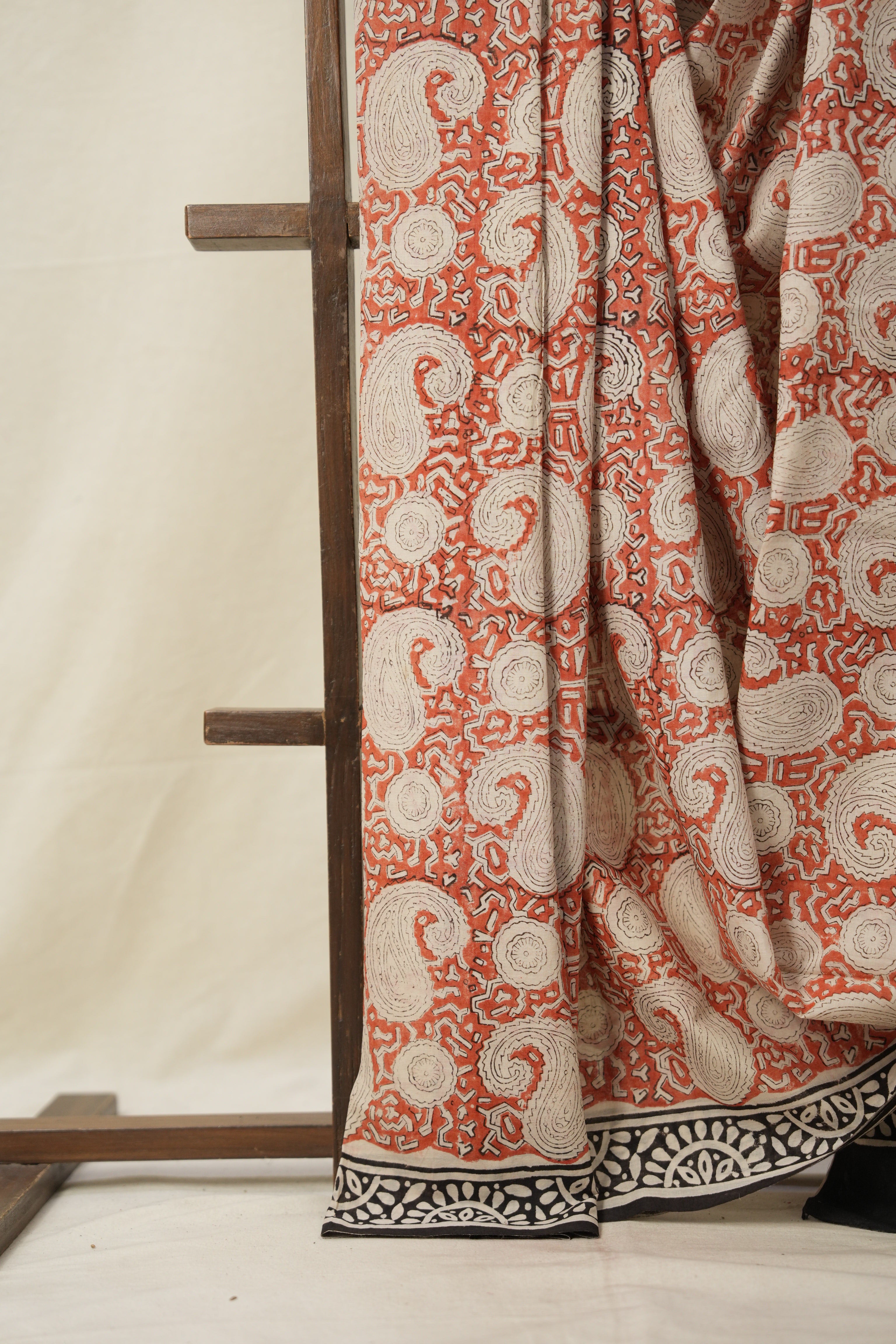 Brick Red White HBP Cotton Saree - SRBRWCS2831