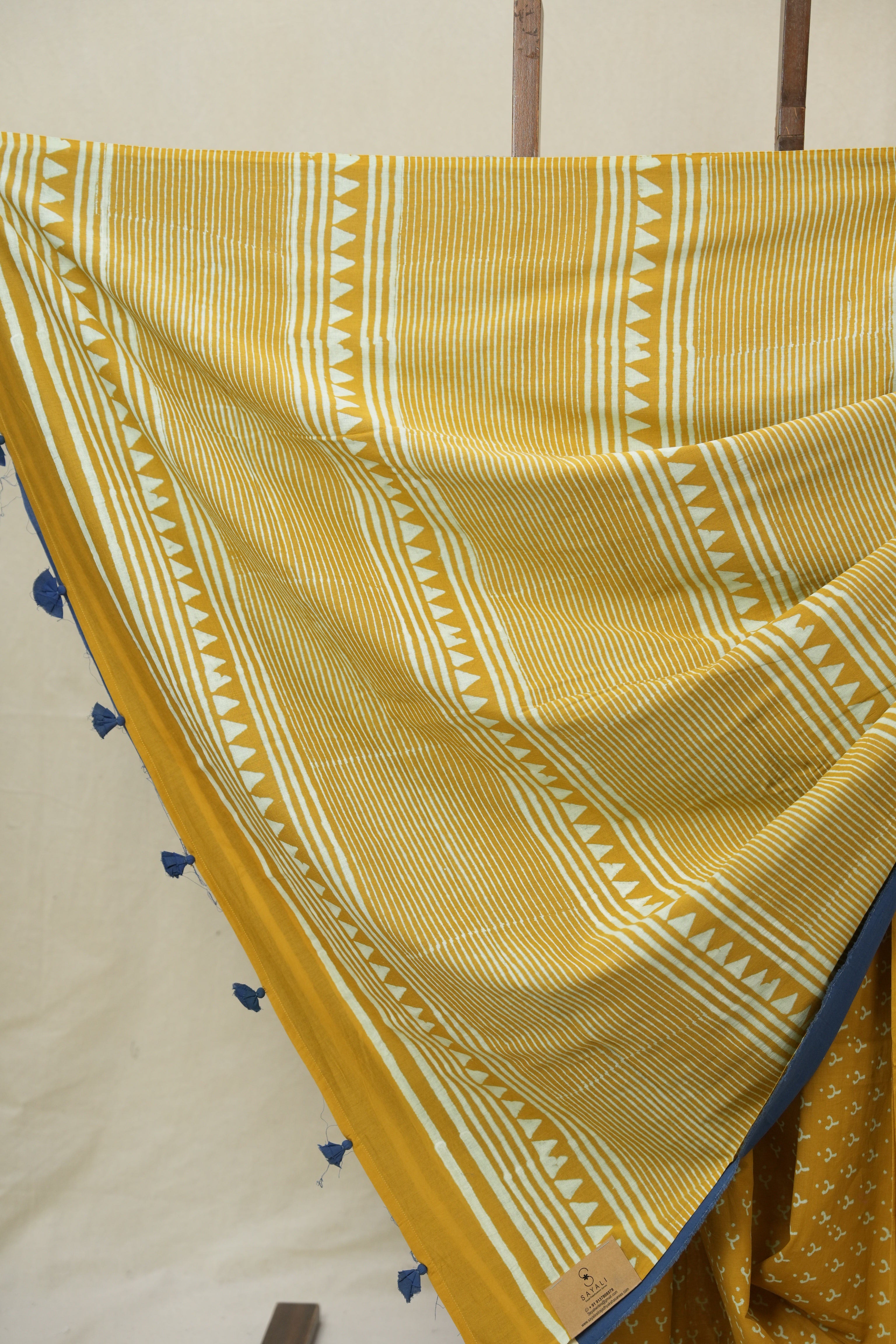 Gold HBP Cotton Saree - SRMGCS3372