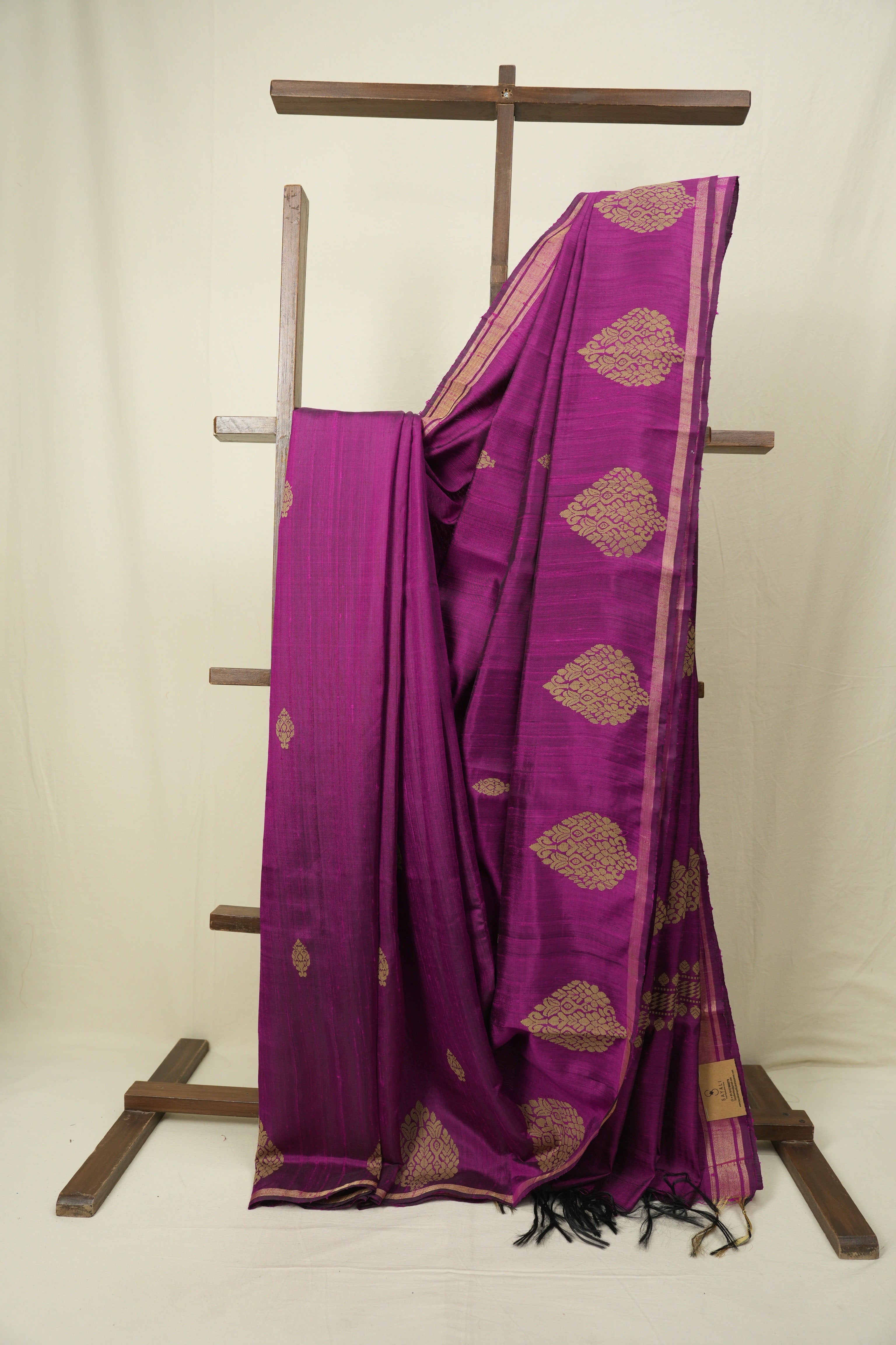 Magenta Raw Silk Saree - SRMRSS1079