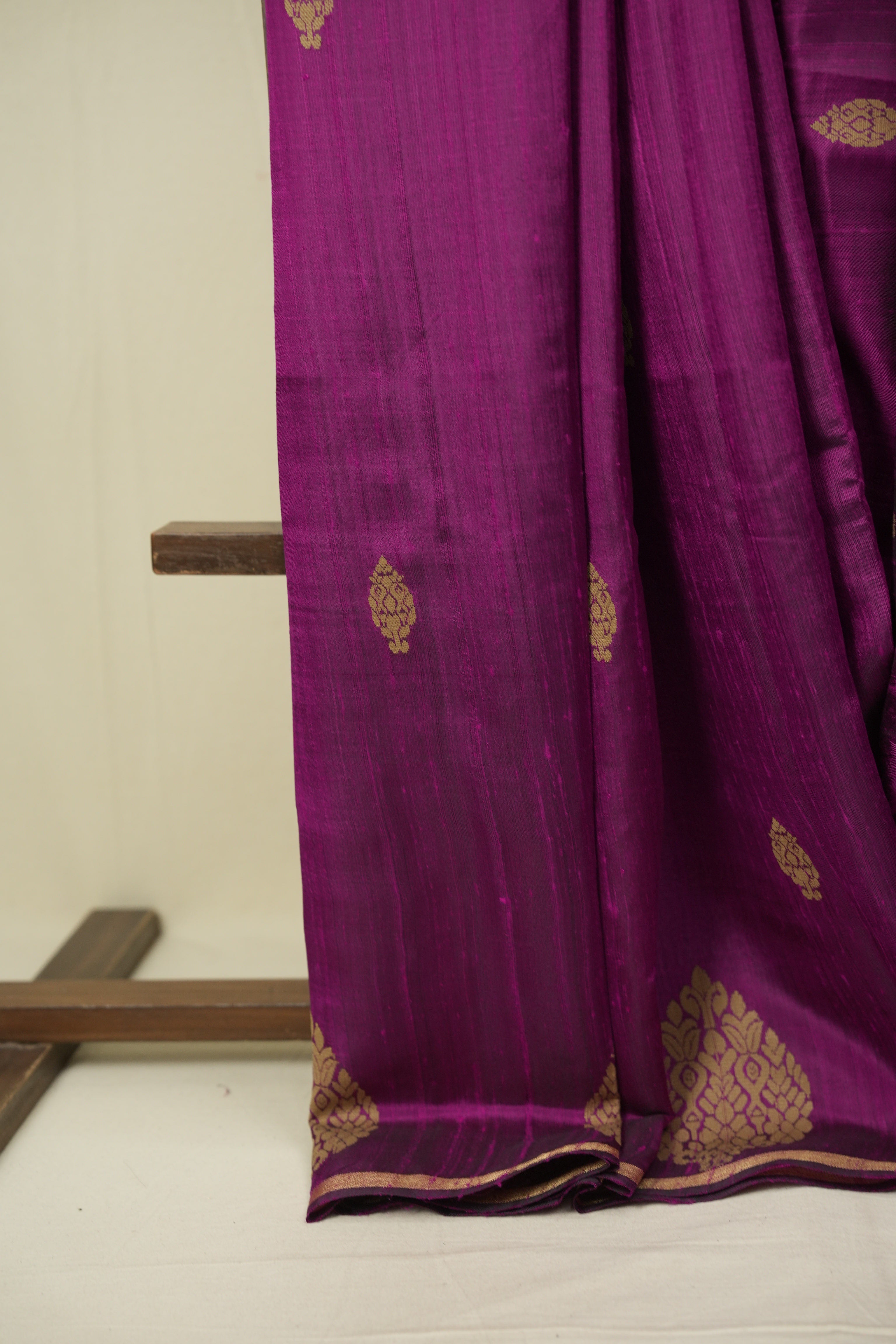 Magenta Raw Silk Saree - SRMRSS1079