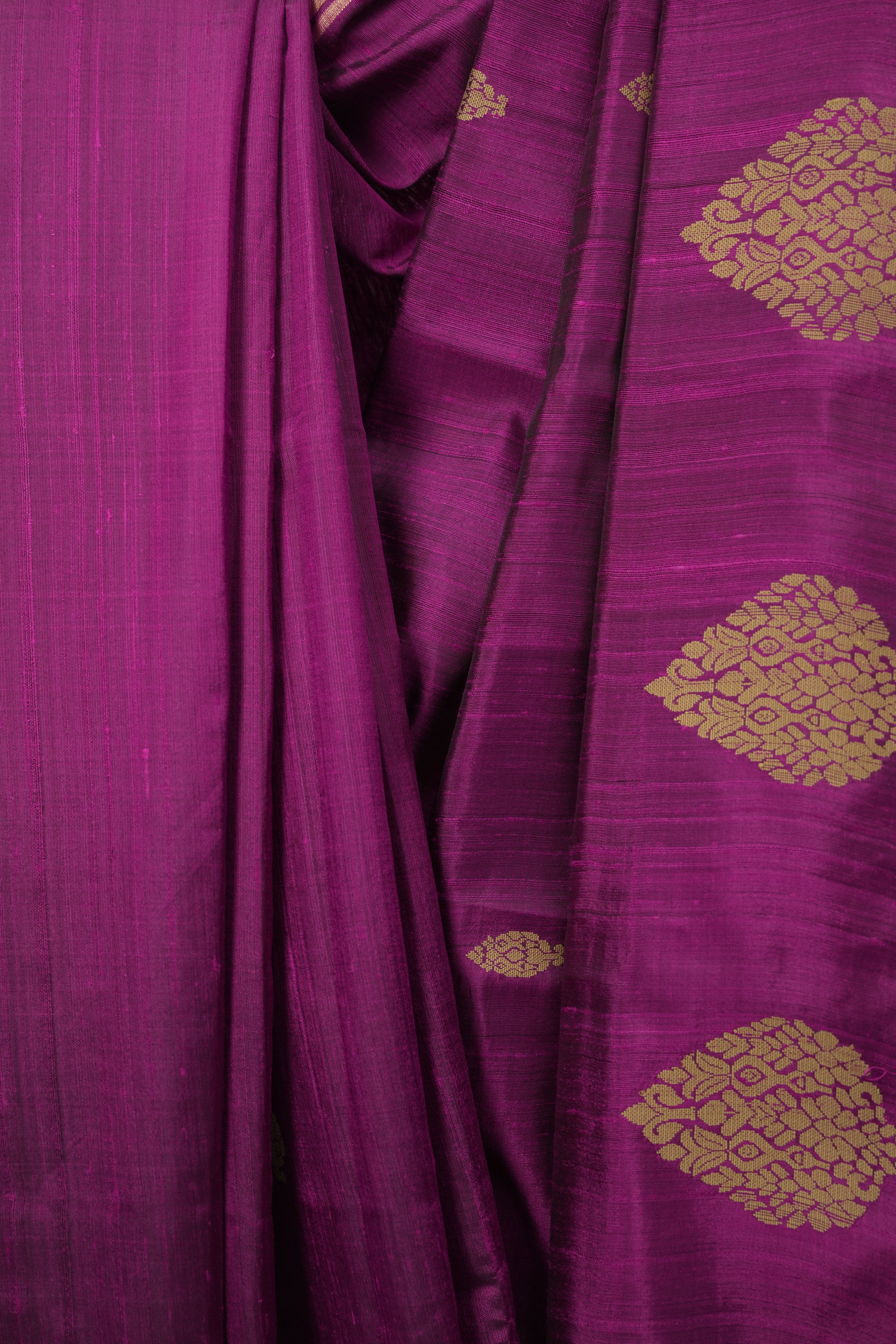 Magenta Raw Silk Saree - SRMRSS1079