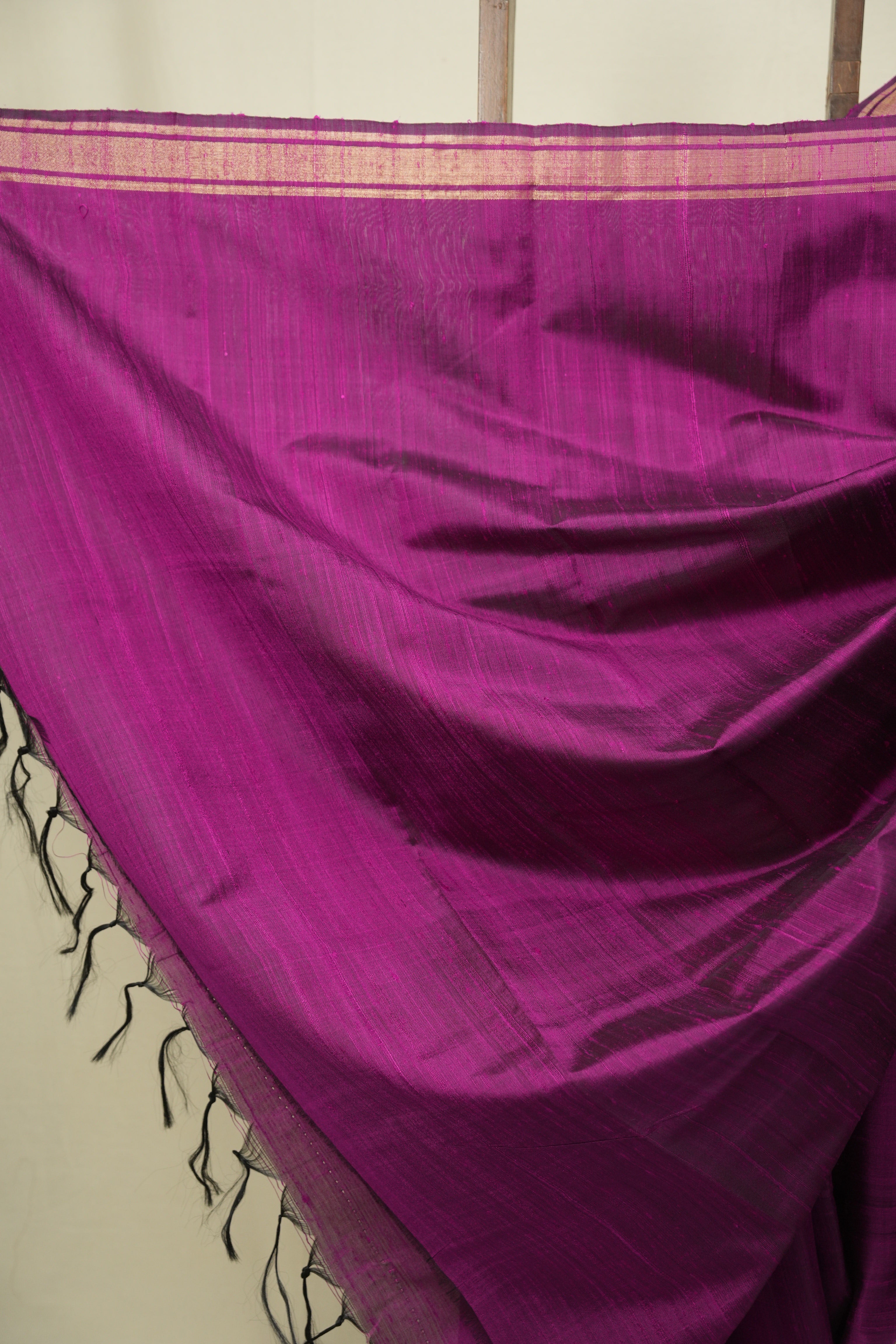 Magenta Raw Silk Saree - SRMRSS1079
