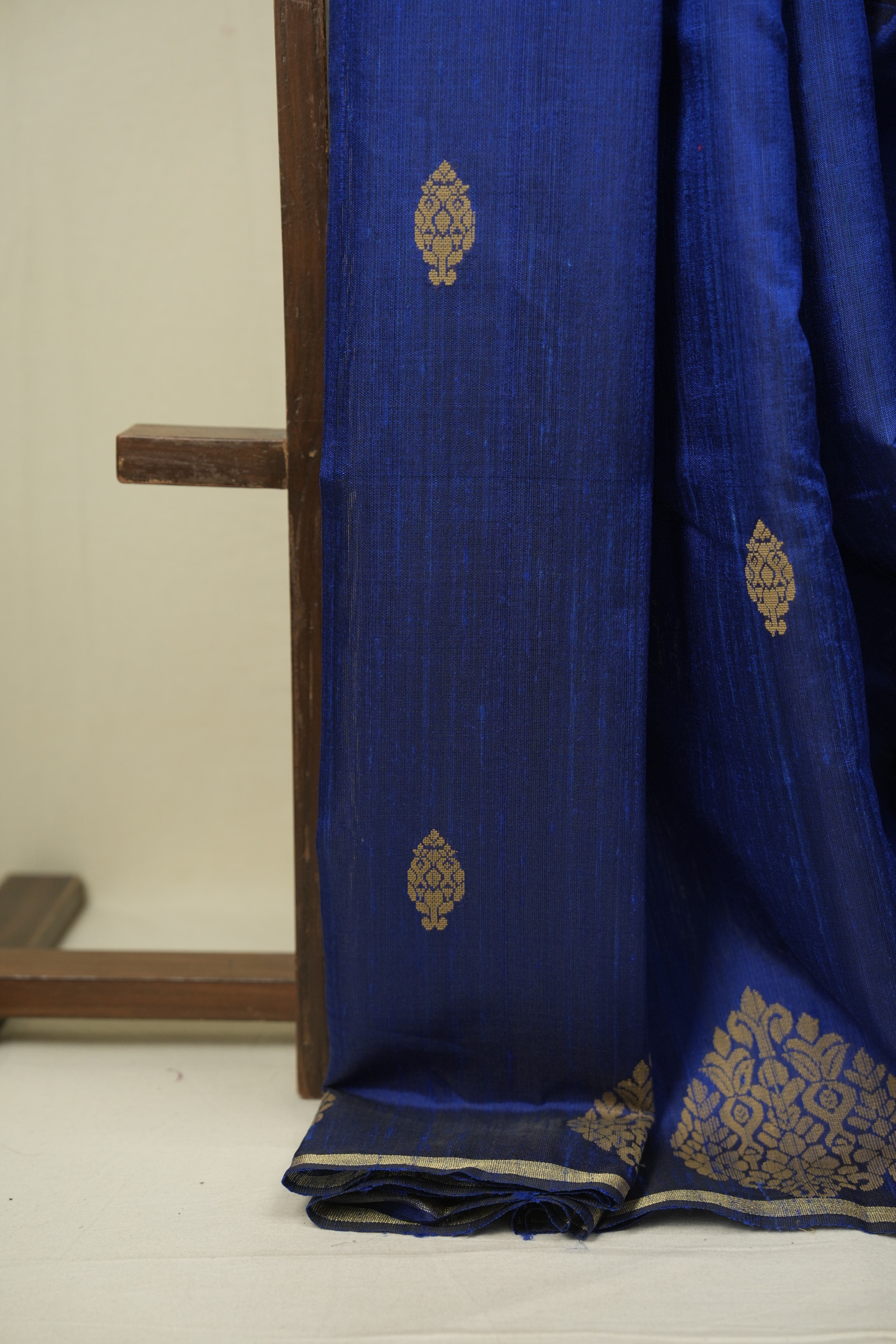 Navy Blue Raw Silk Saree - SRNBRSS1083