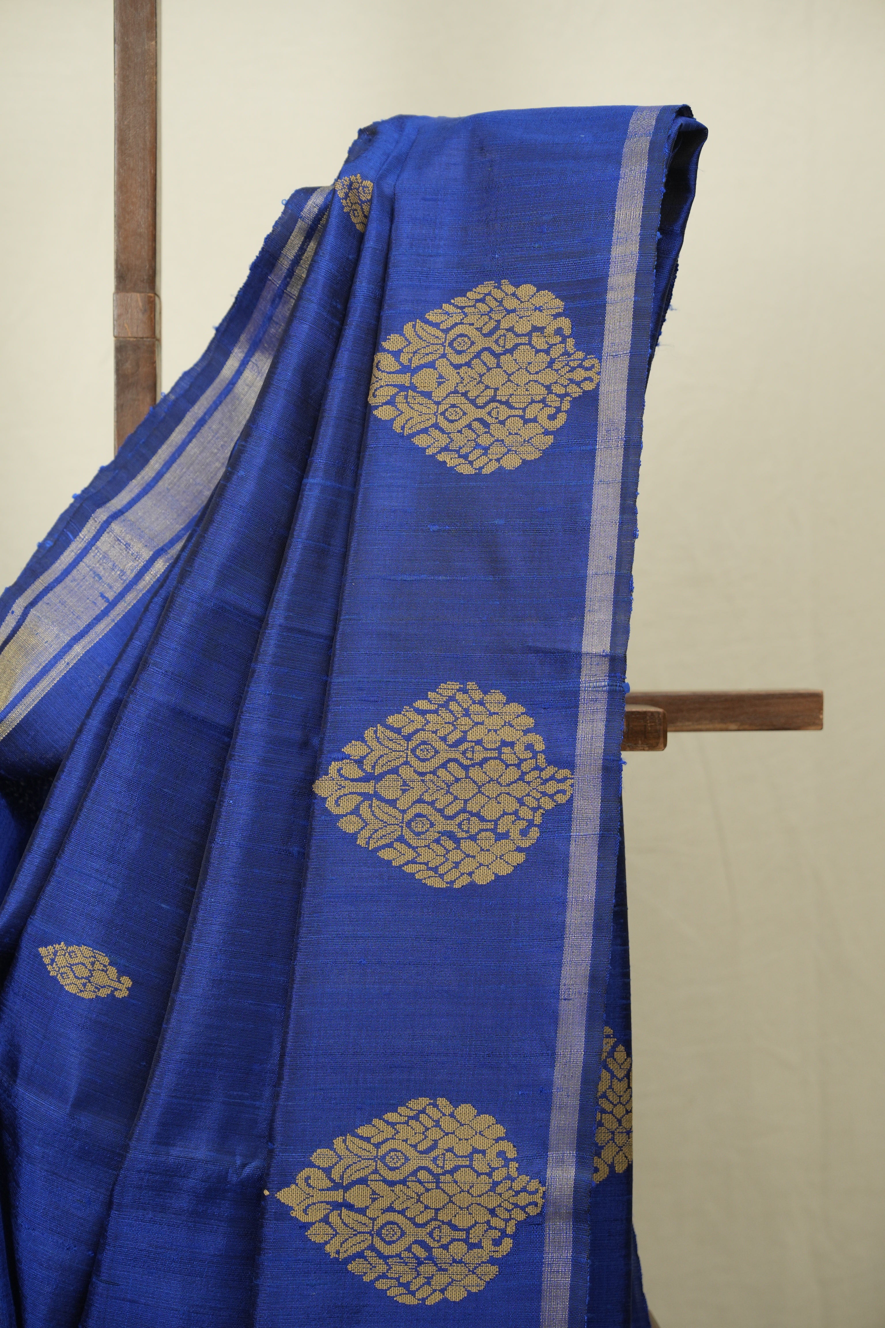 Navy Blue Raw Silk Saree - SRNBRSS1083