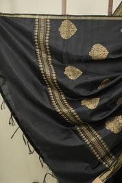 Black Raw Silk Saree - SRBRSS1085