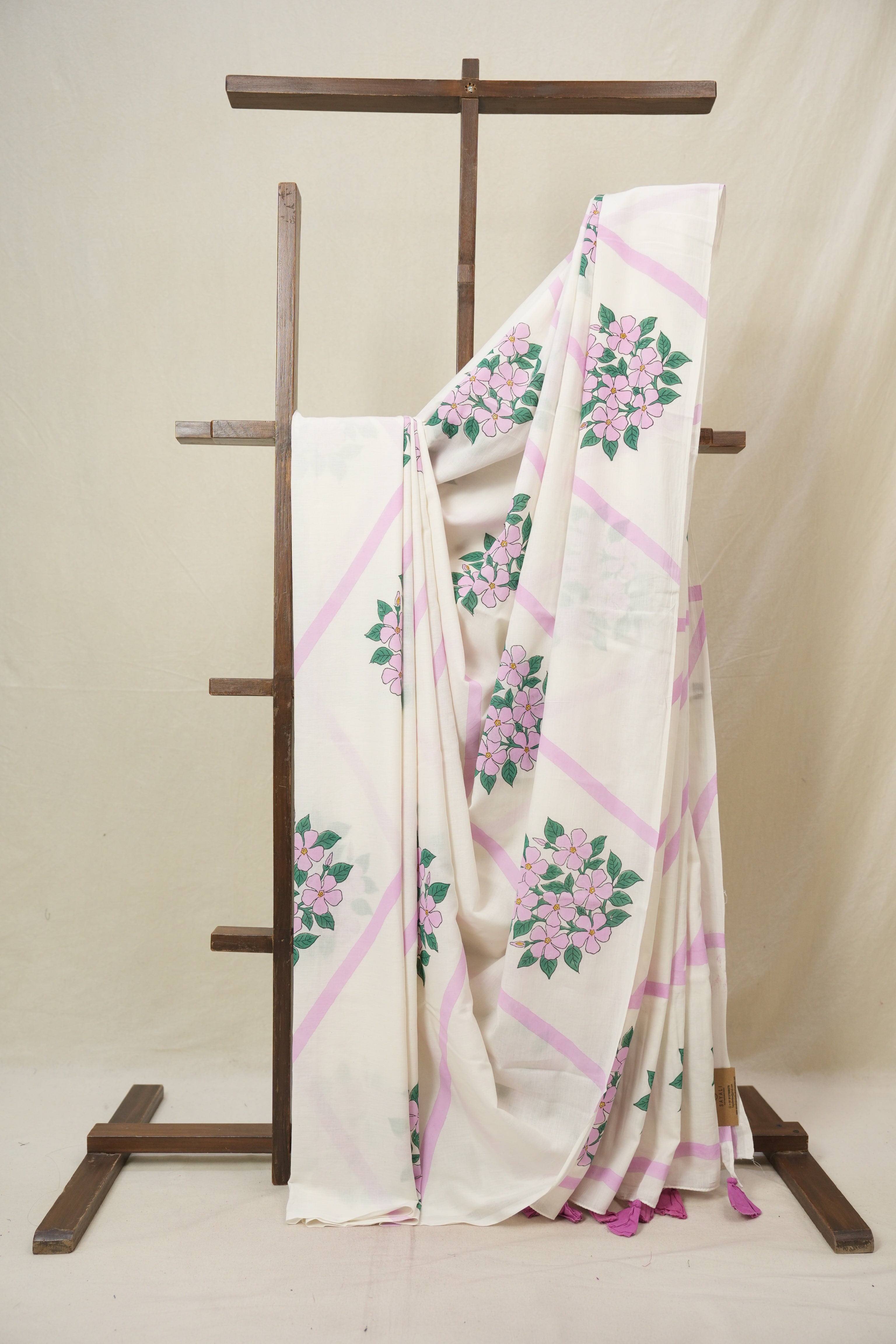Milky White HBP Signature Cotton Saree - SRMWSCS31