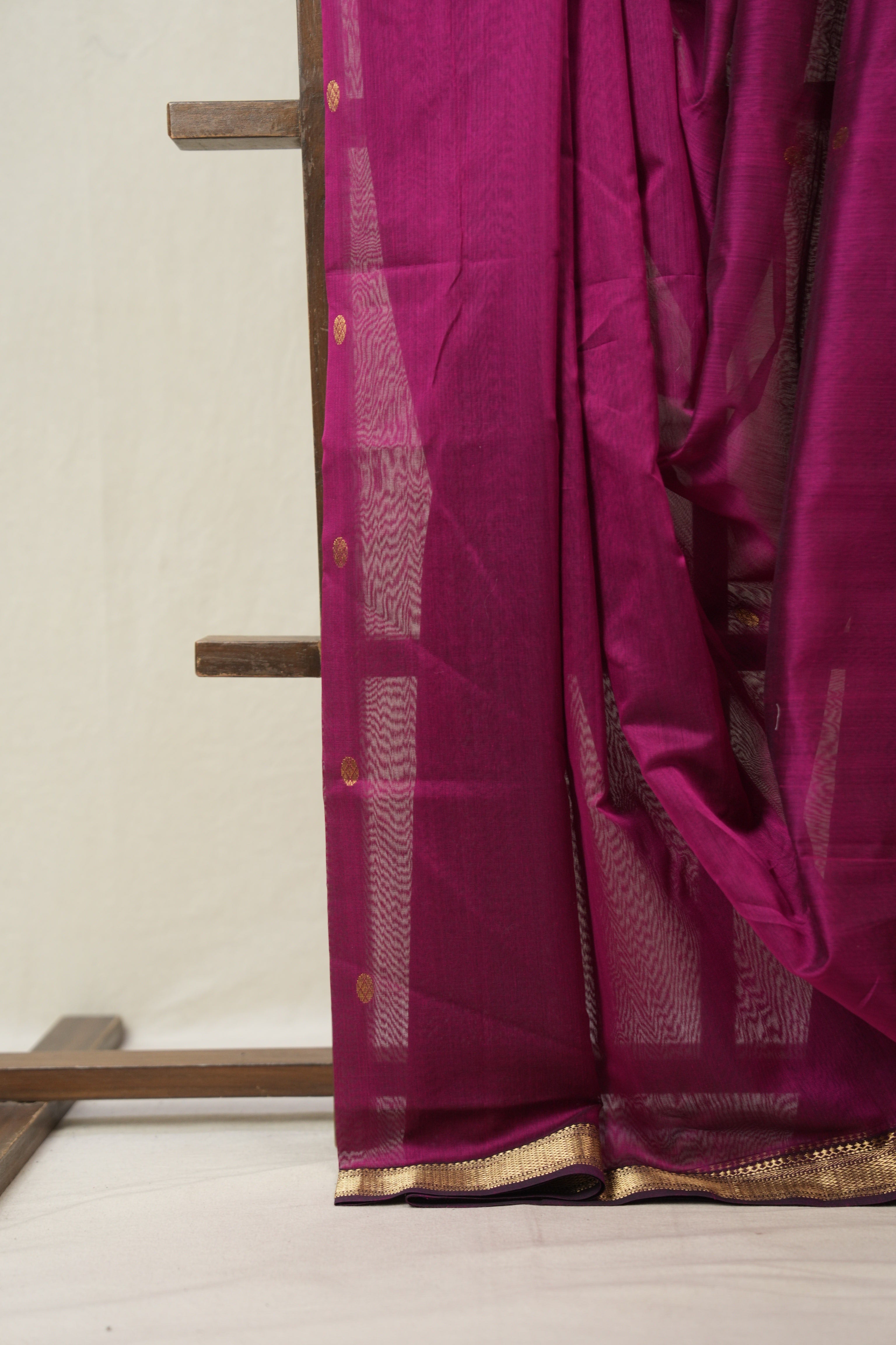 Magenta Maheshwari Saree - SRMMS965