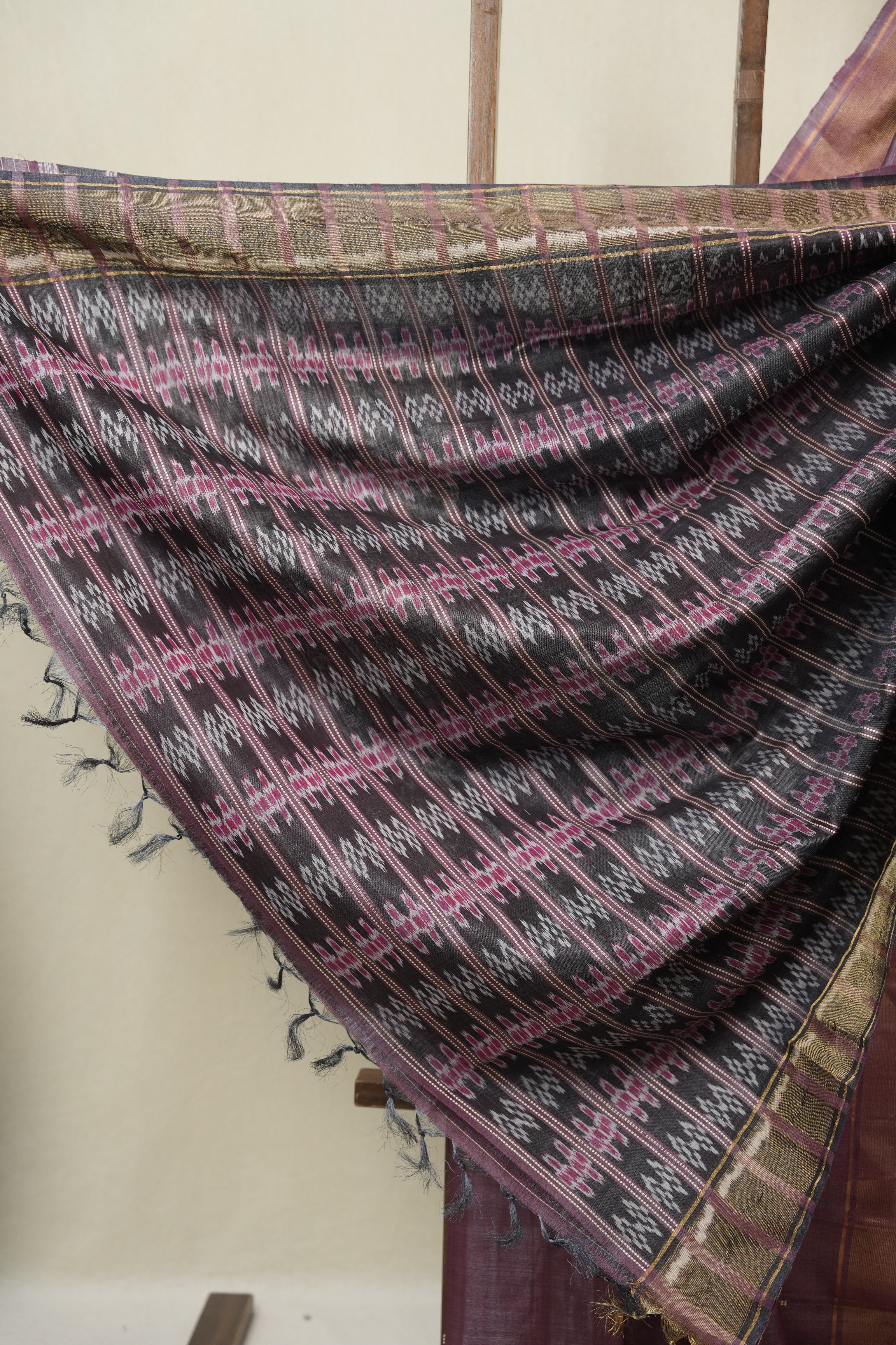 Purple Tussar Silk Saree - SRPTSS1871