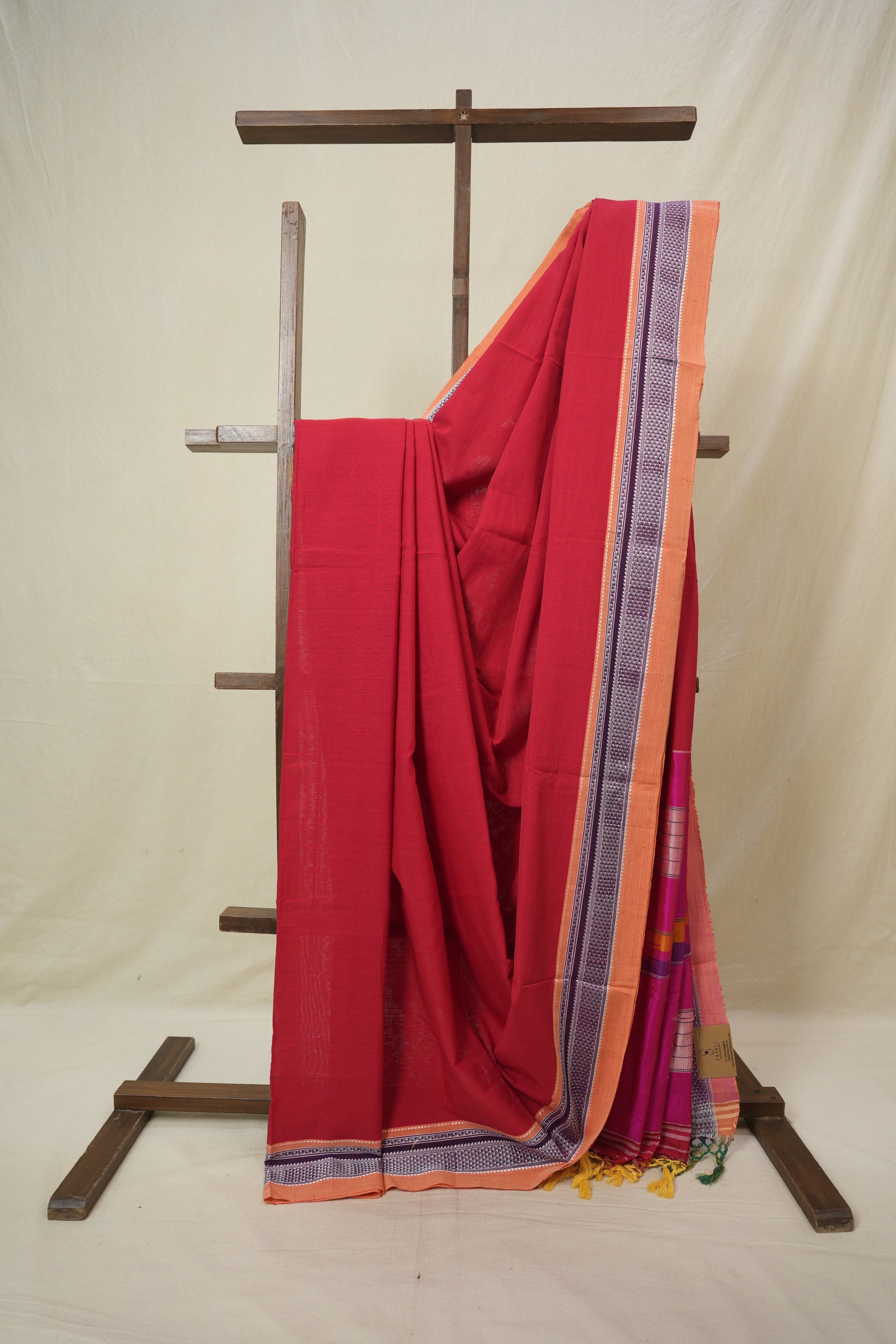 Red Cotton IIkal Saree - SRRCIS893