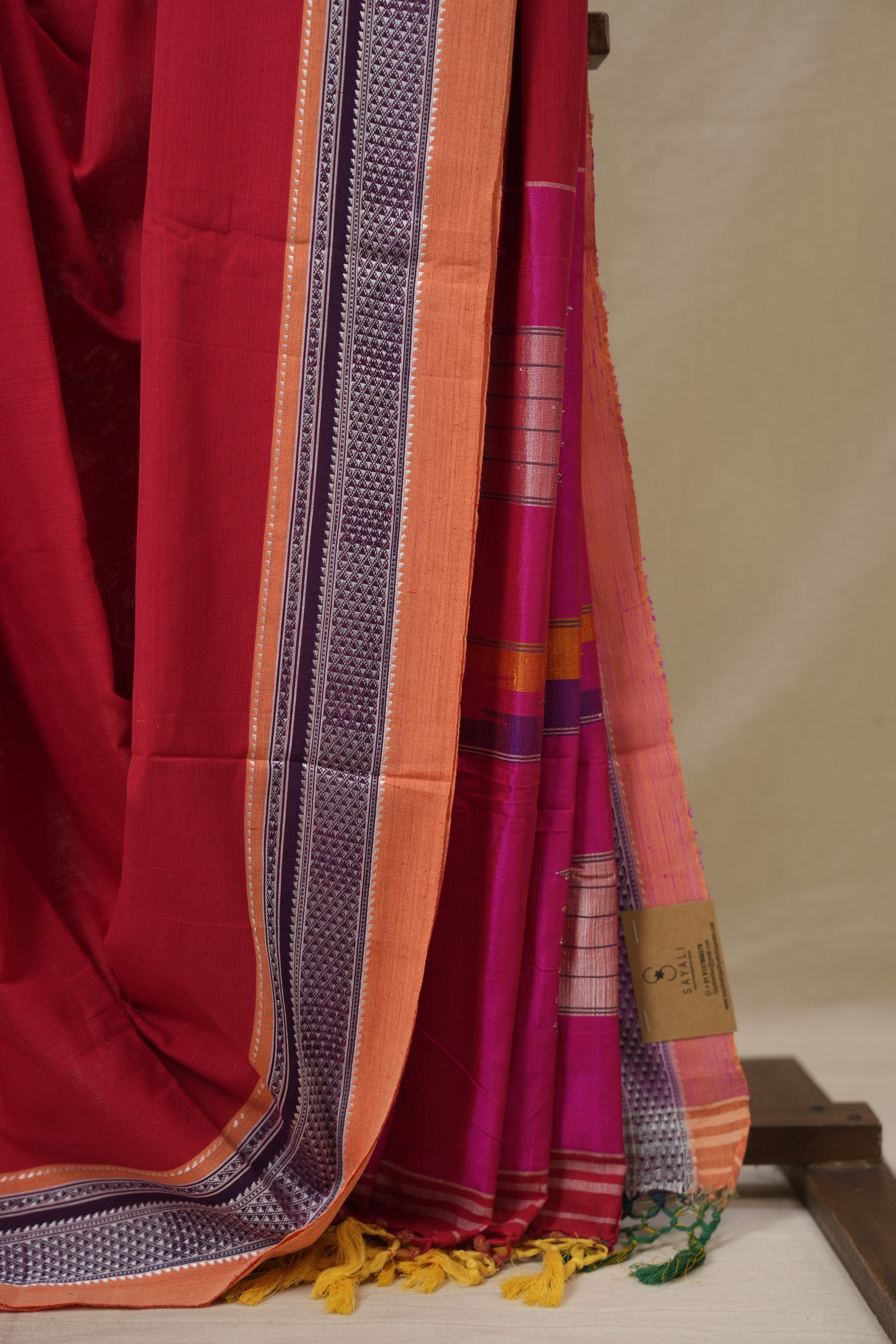 Red Cotton IIkal Saree - SRRCIS893