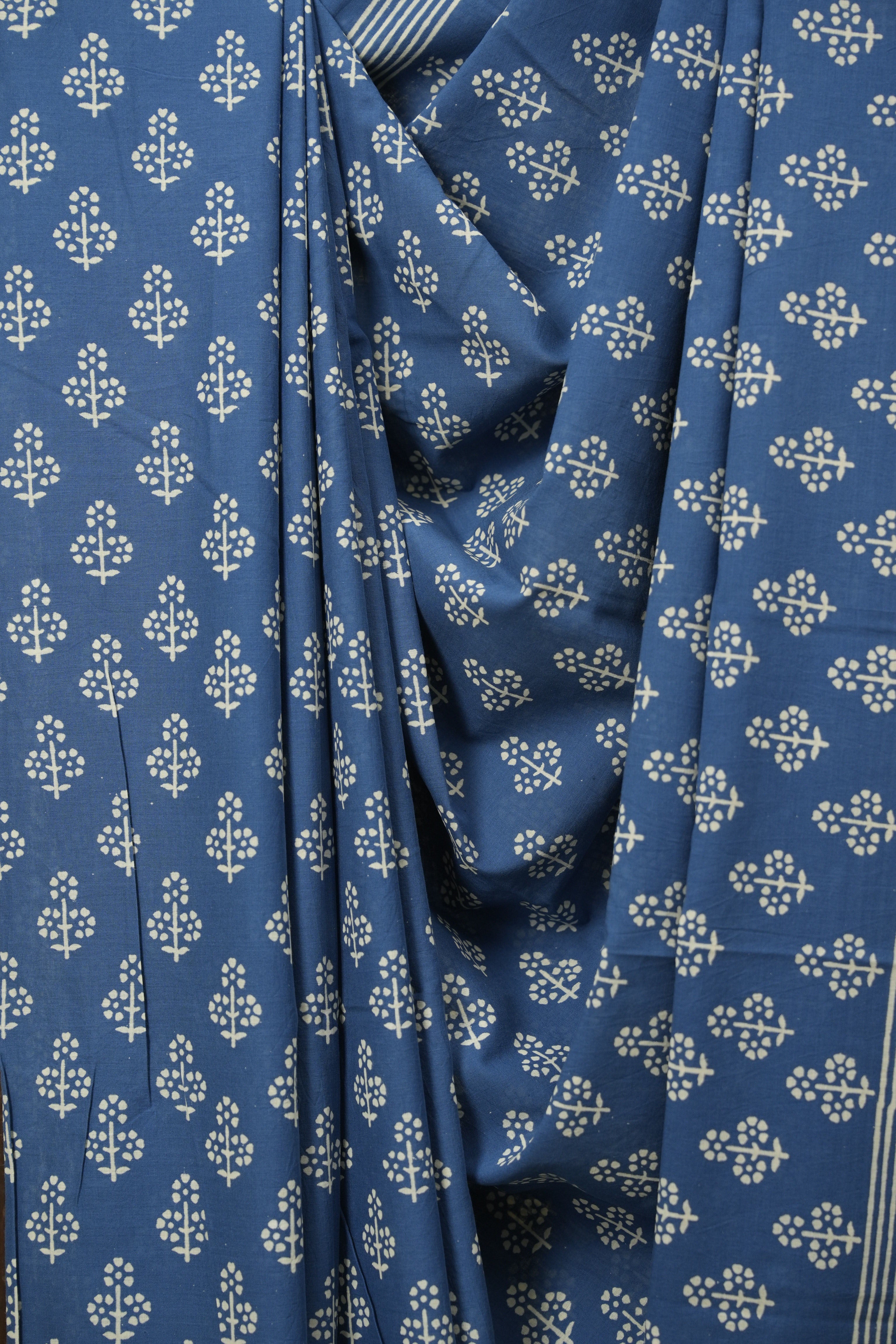 Blue HBP Cotton Saree - SRBCS3571