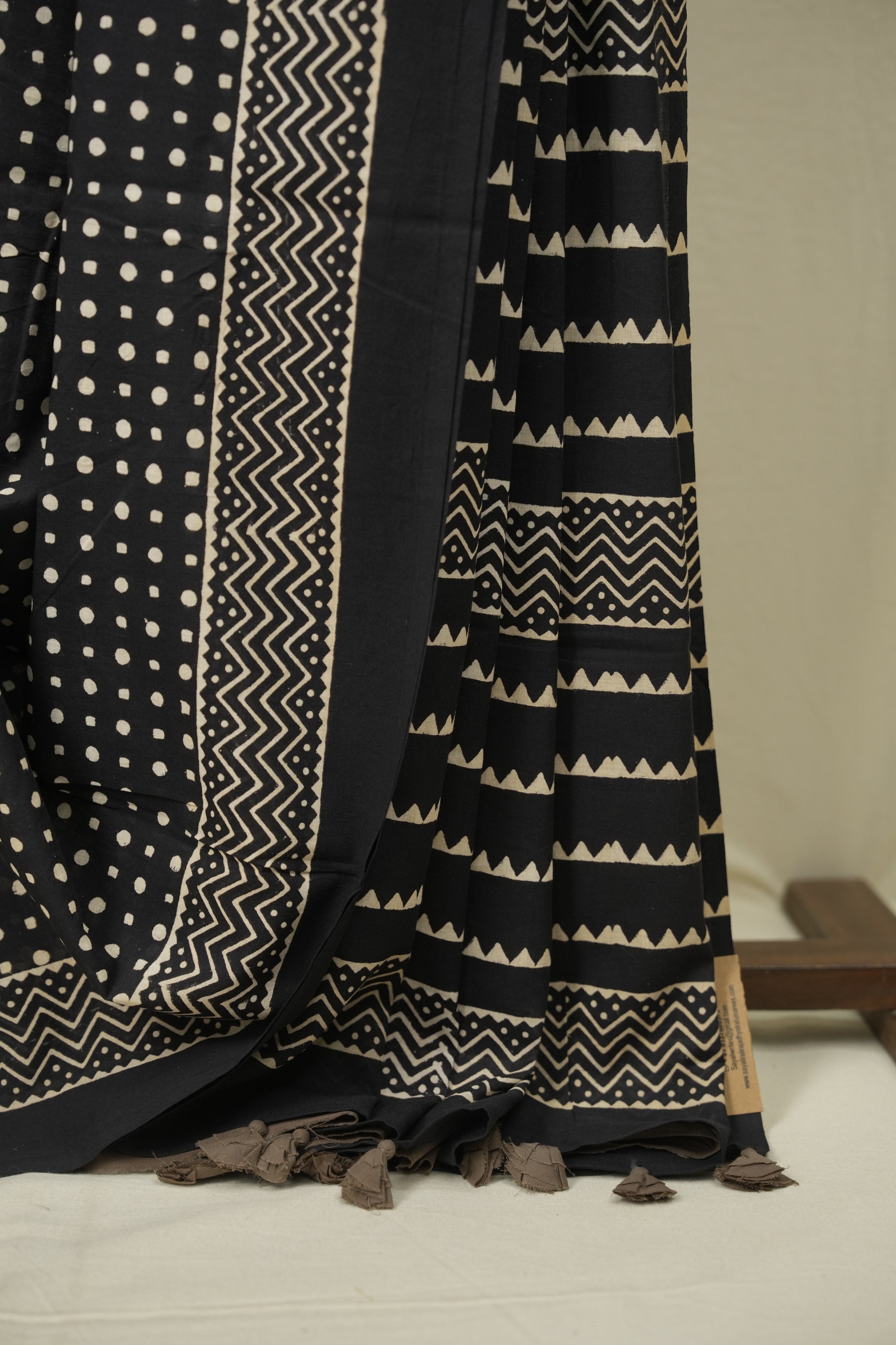 Black HBP Cotton Saree - SRBCS3570
