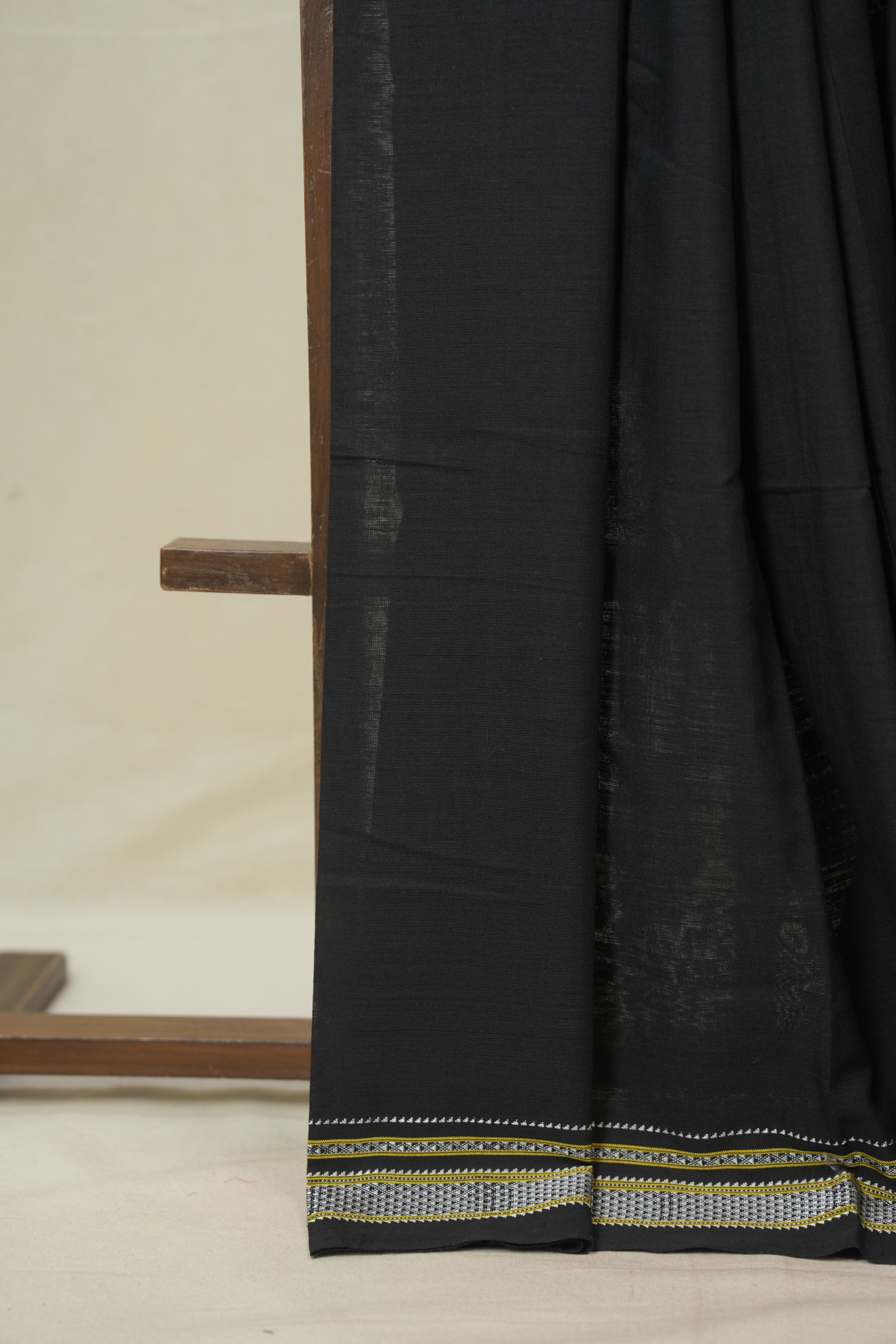 Black Cotton IIkal Saree - SRBCIS892