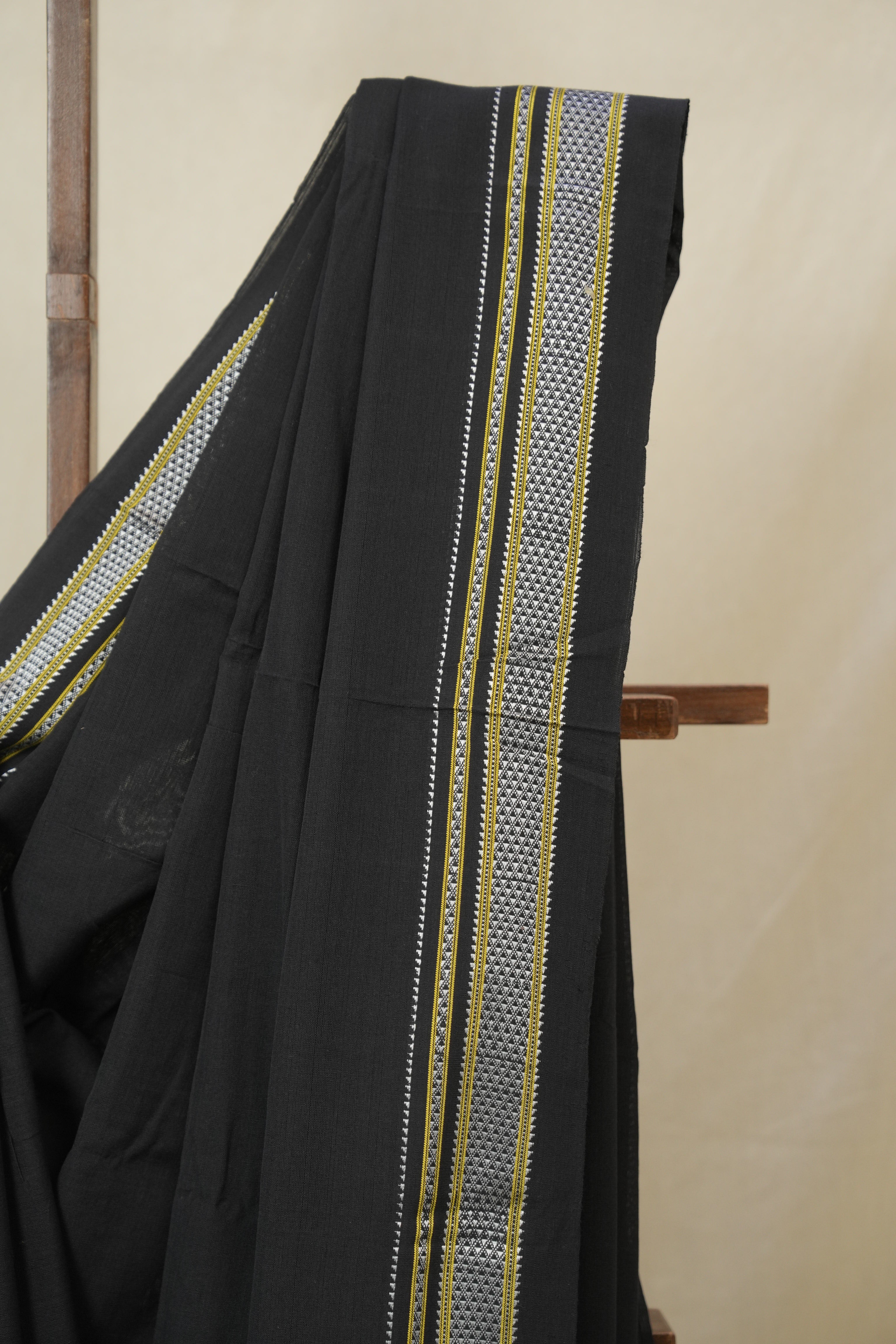 Black Cotton IIkal Saree - SRBCIS892