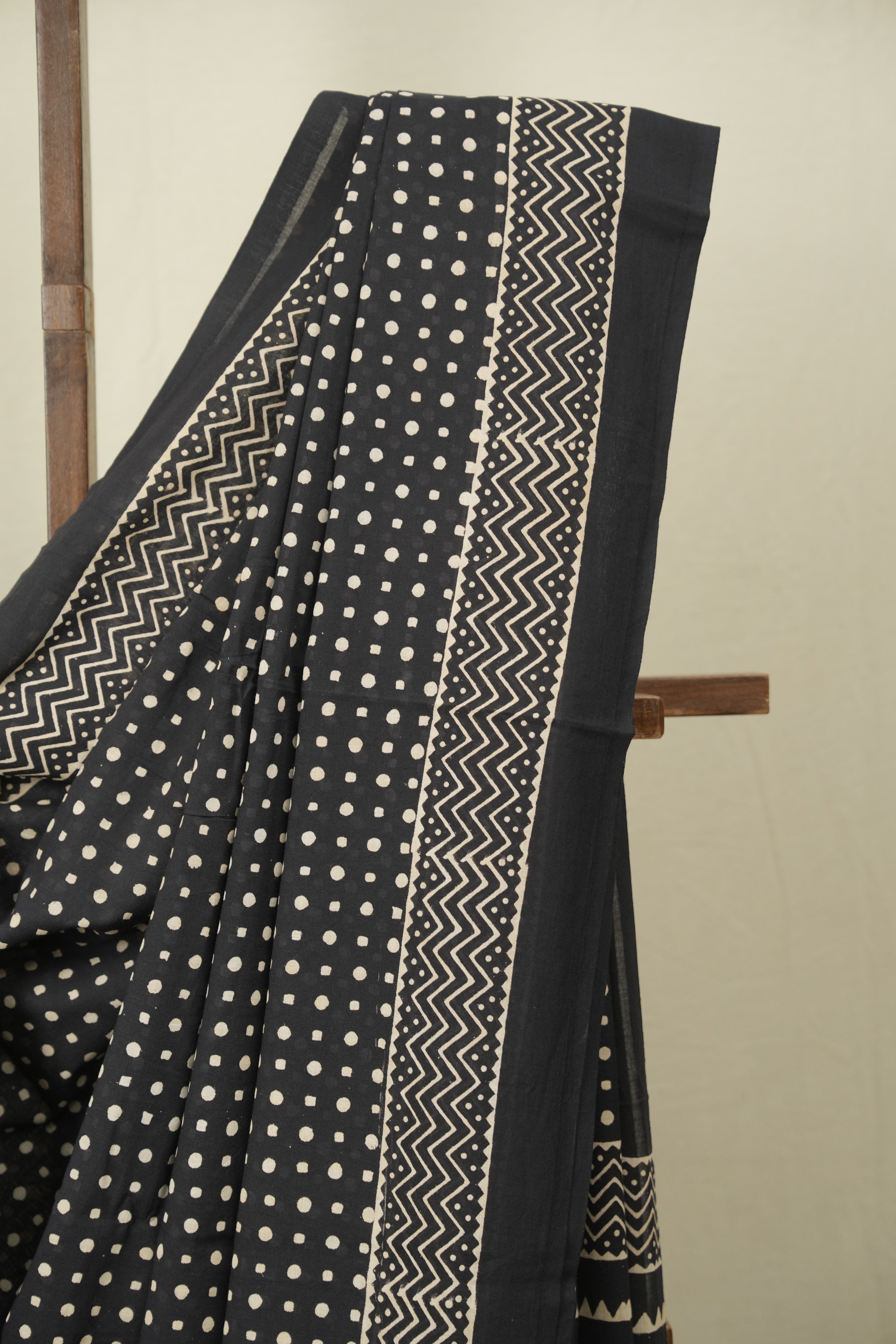 Black HBP Cotton Saree - SRBCS3570