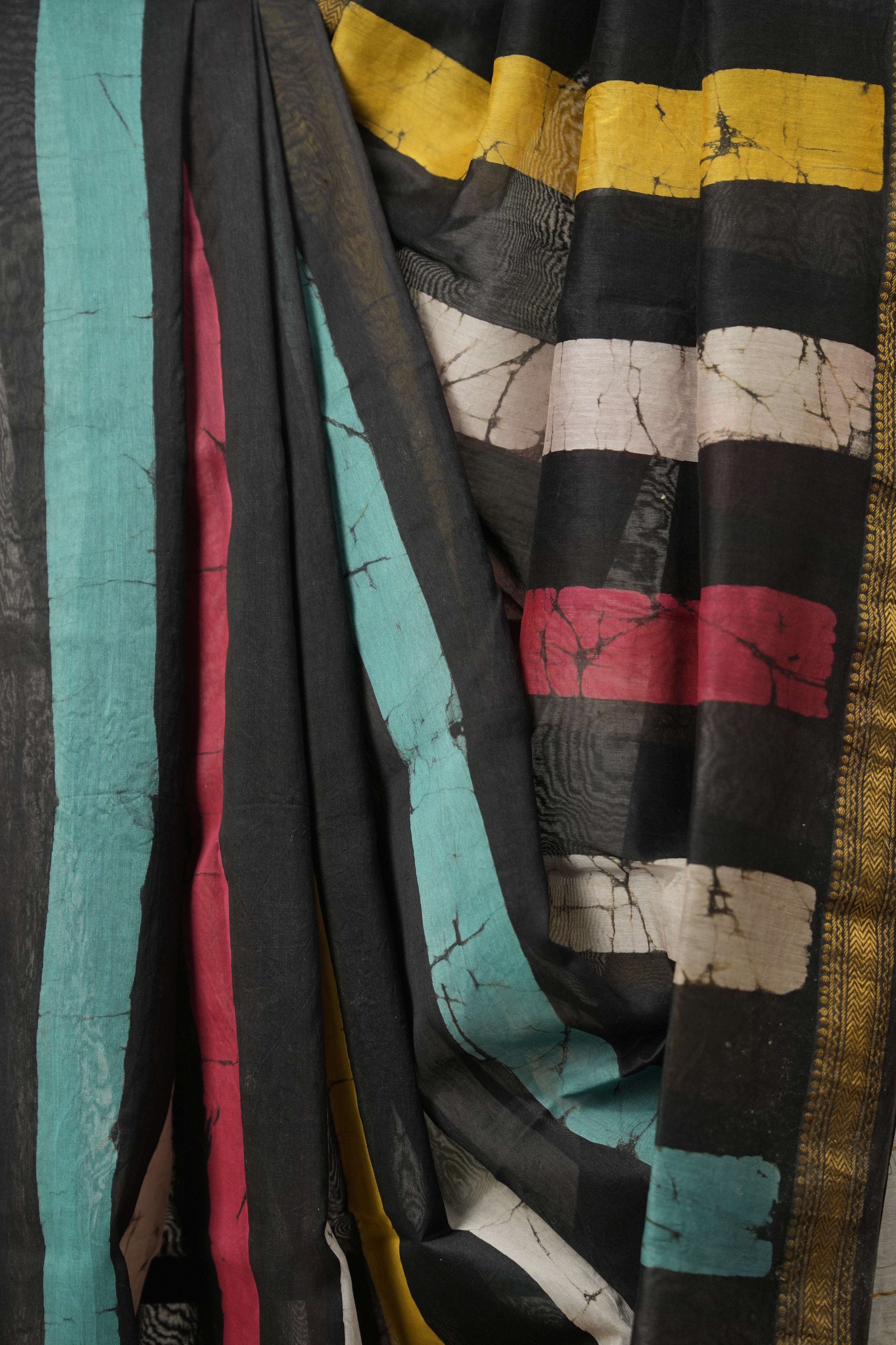 Multicolour HBP Cotton Silk Saree With Maheshwari Border - SRMCSS1315