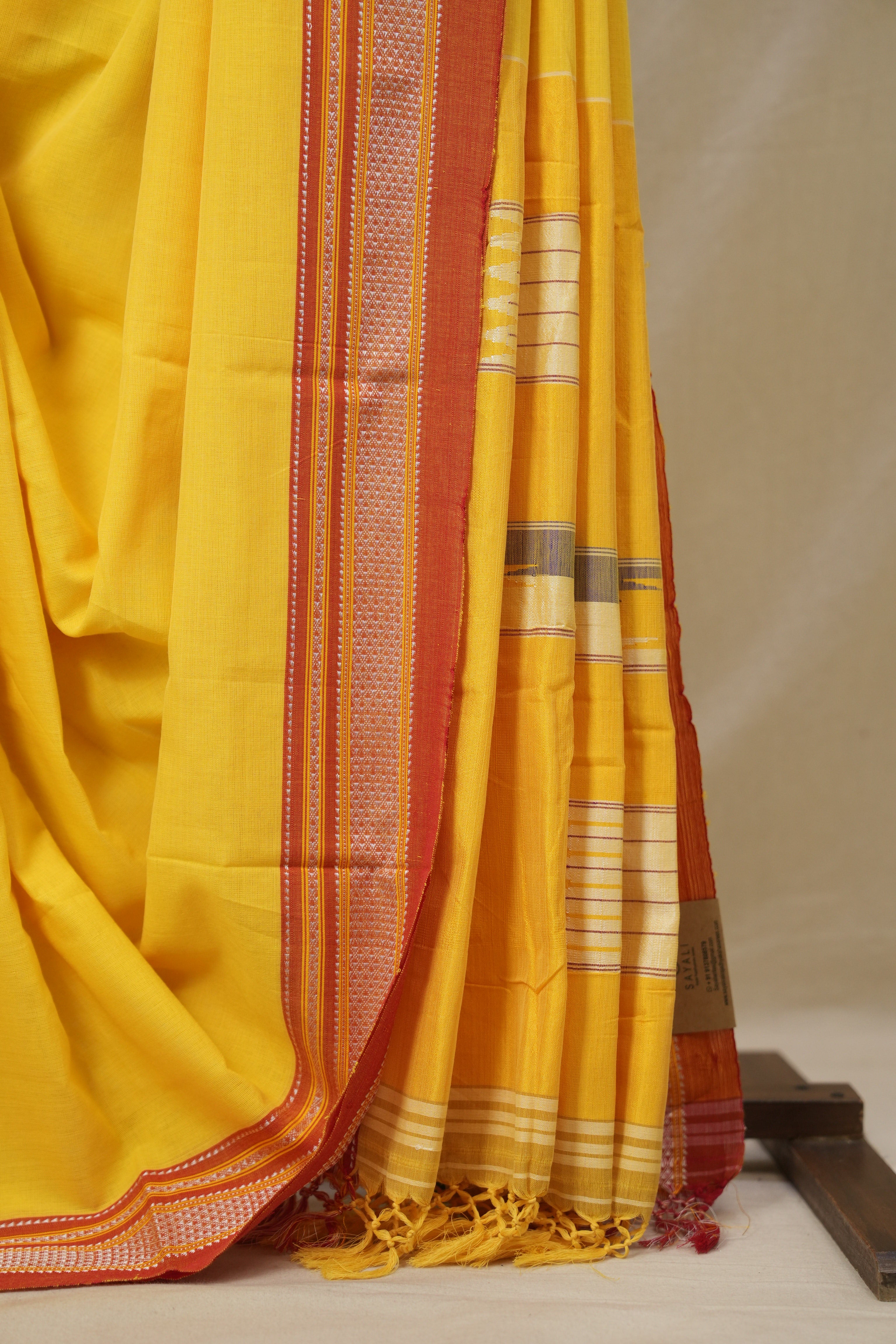 Yellow Cotton IIkal Saree With Chikki Border - SRYCIS904