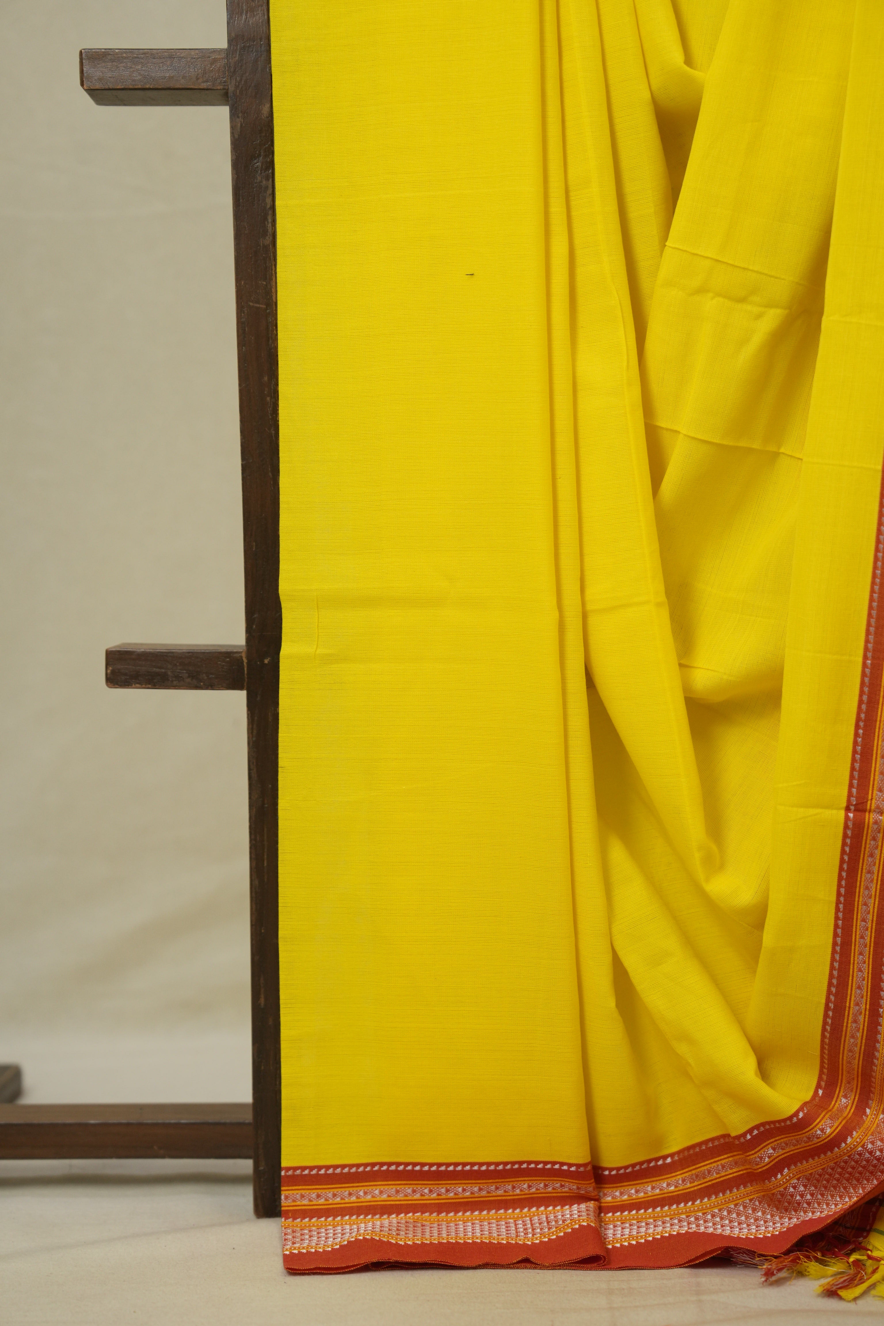 Yellow Cotton IIkal Saree With Chikki Border - SRYCIS912