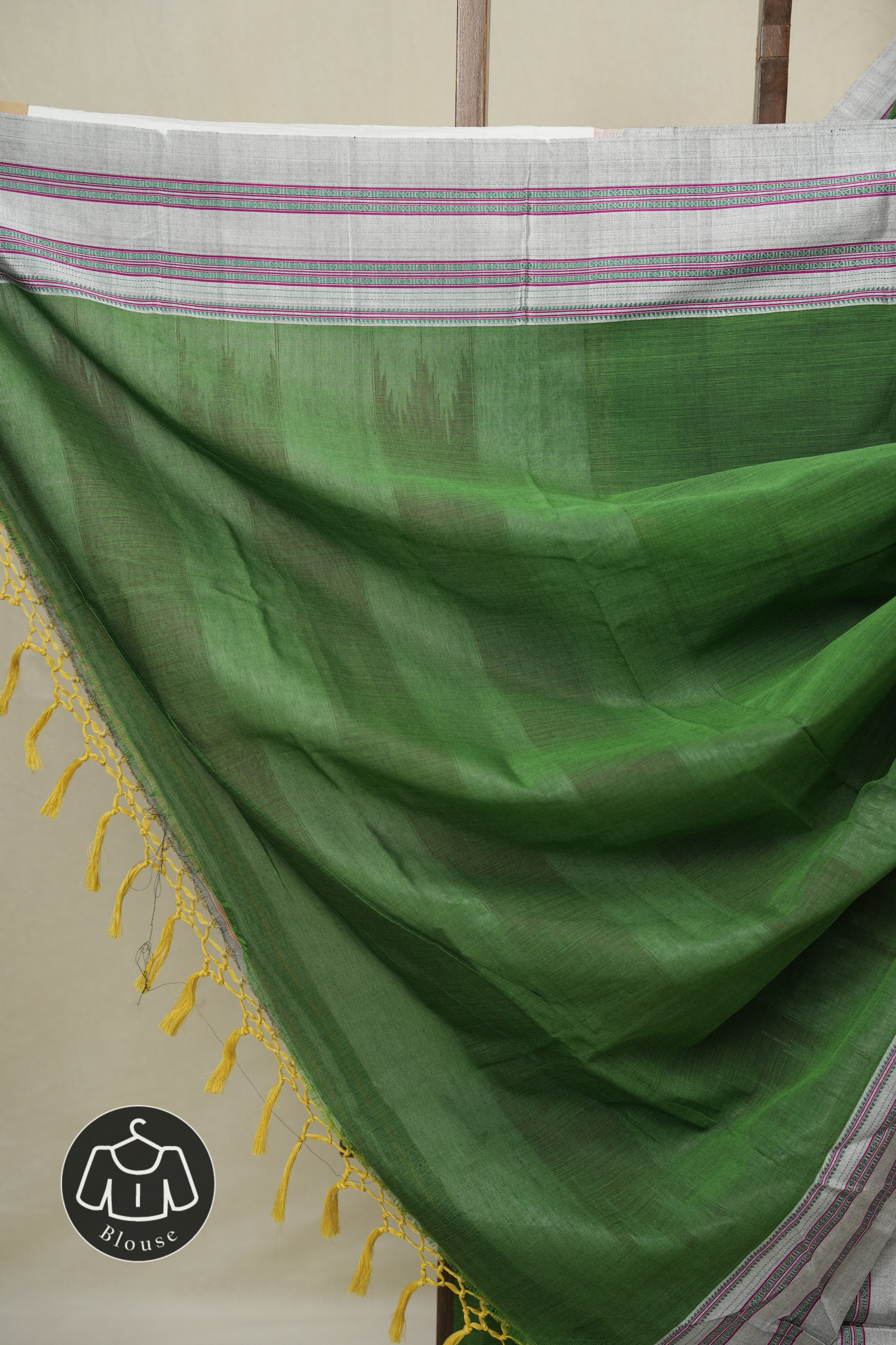 Green Cotton IIkal Saree With Gayatri Border - SRGCIS896
