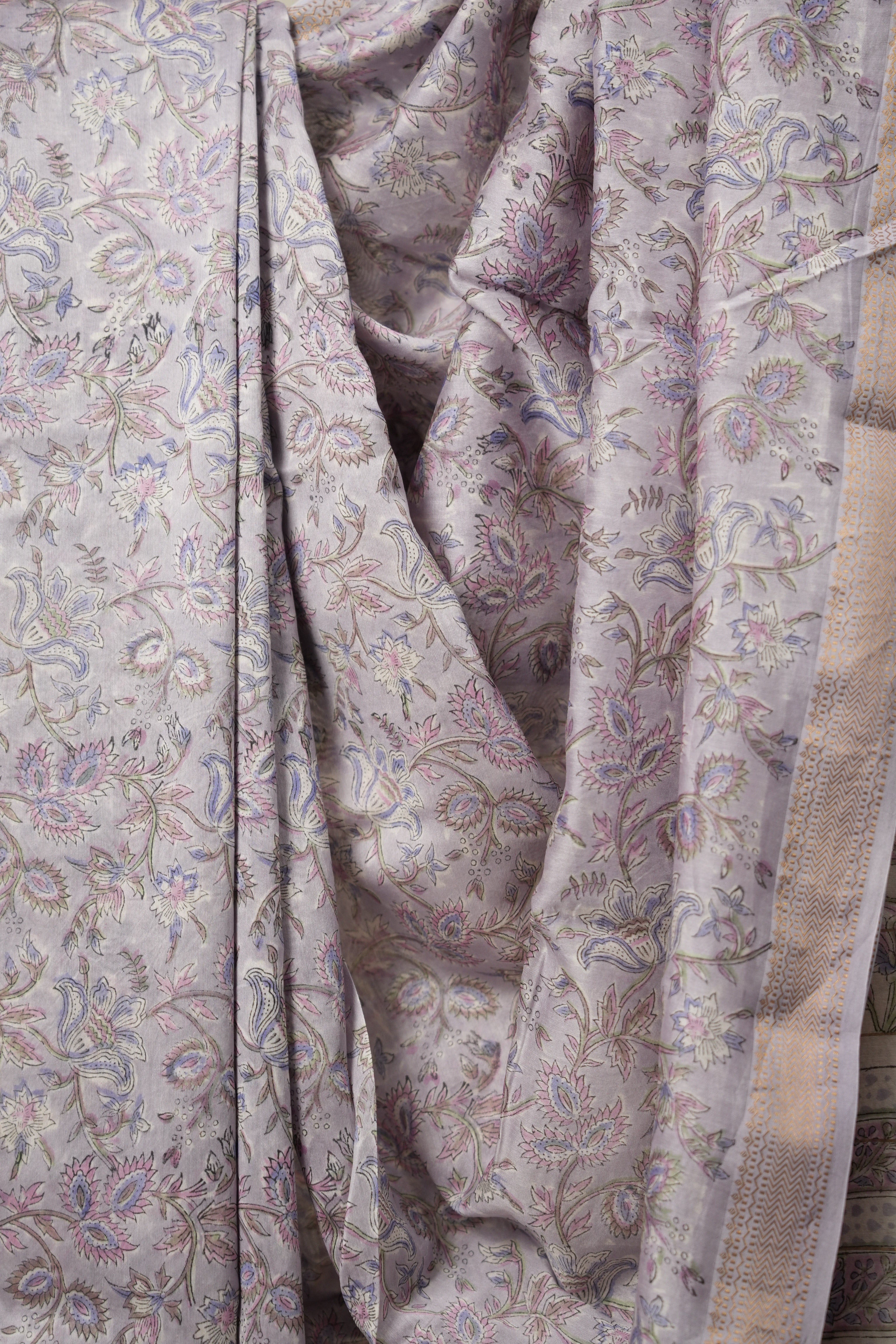 Light Lavender HBP Cotton Silk Saree With Maheshwari Border - SRLLCSS1333