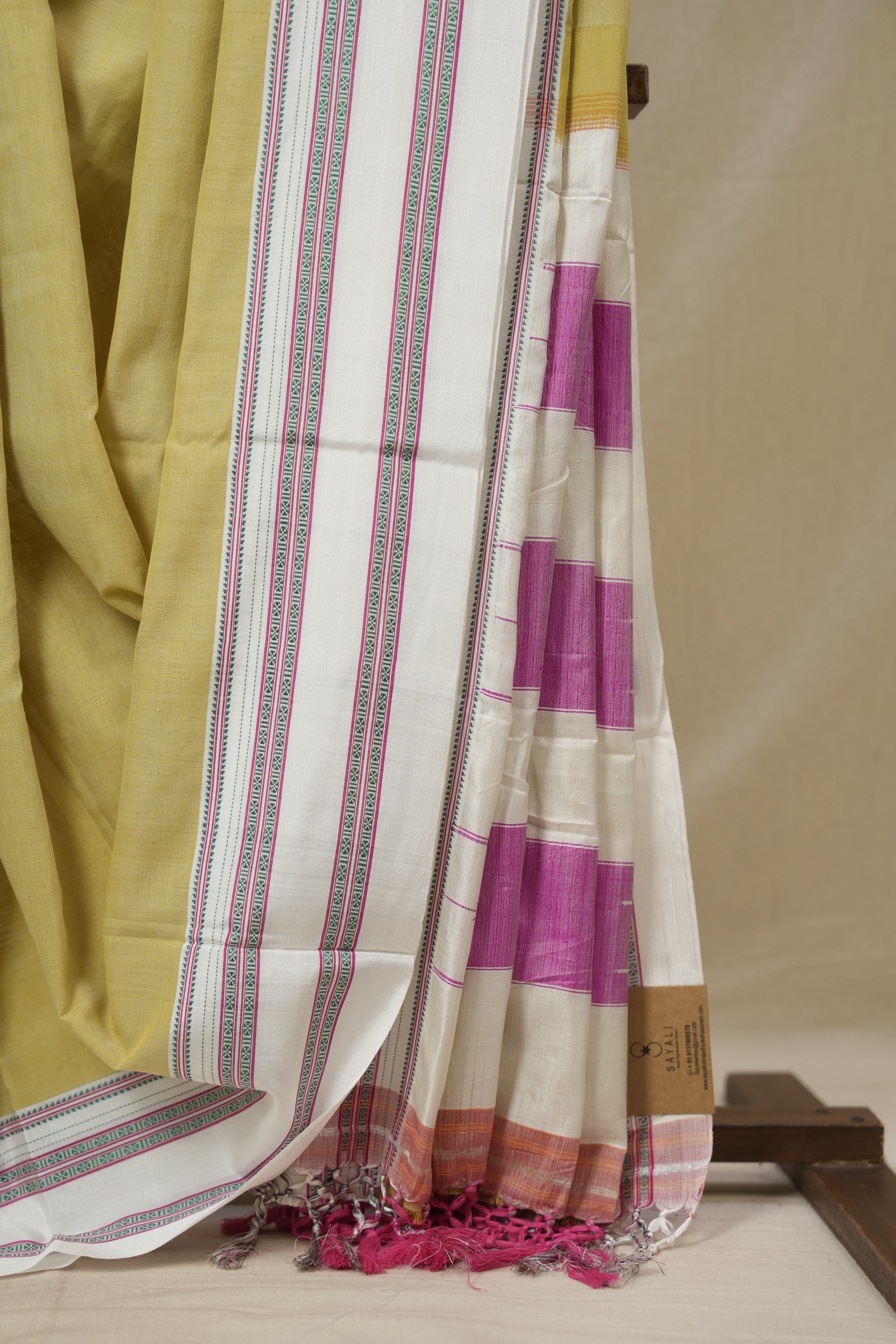 Light Khaki Cotton IIkal Saree With Gayatri Border - SRLKCIS898