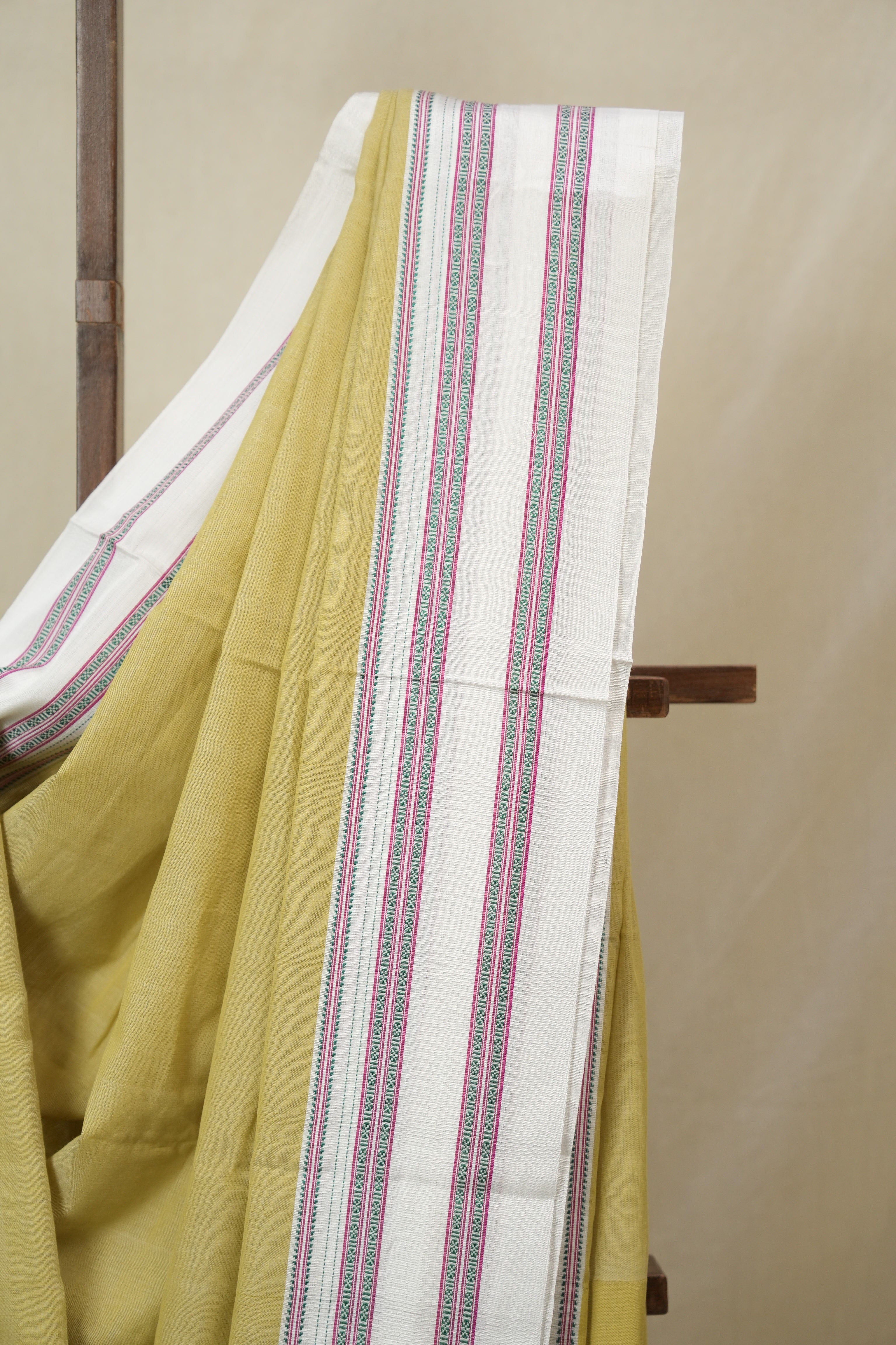 Light Khaki Cotton IIkal Saree With Gayatri Border - SRLKCIS898