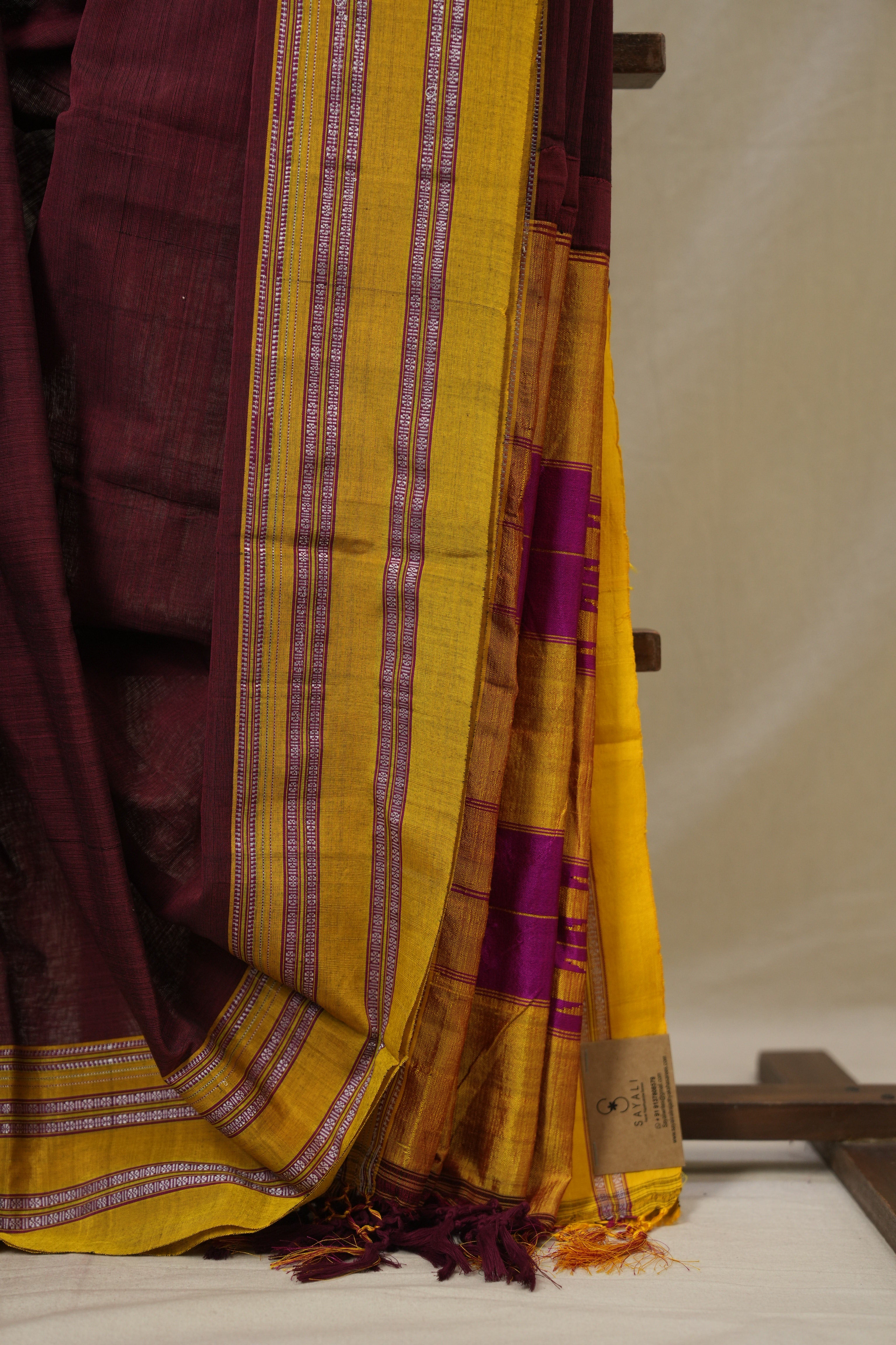 Maroon Cotton IIkal Saree With Gayatri Border - SRMCIS897
