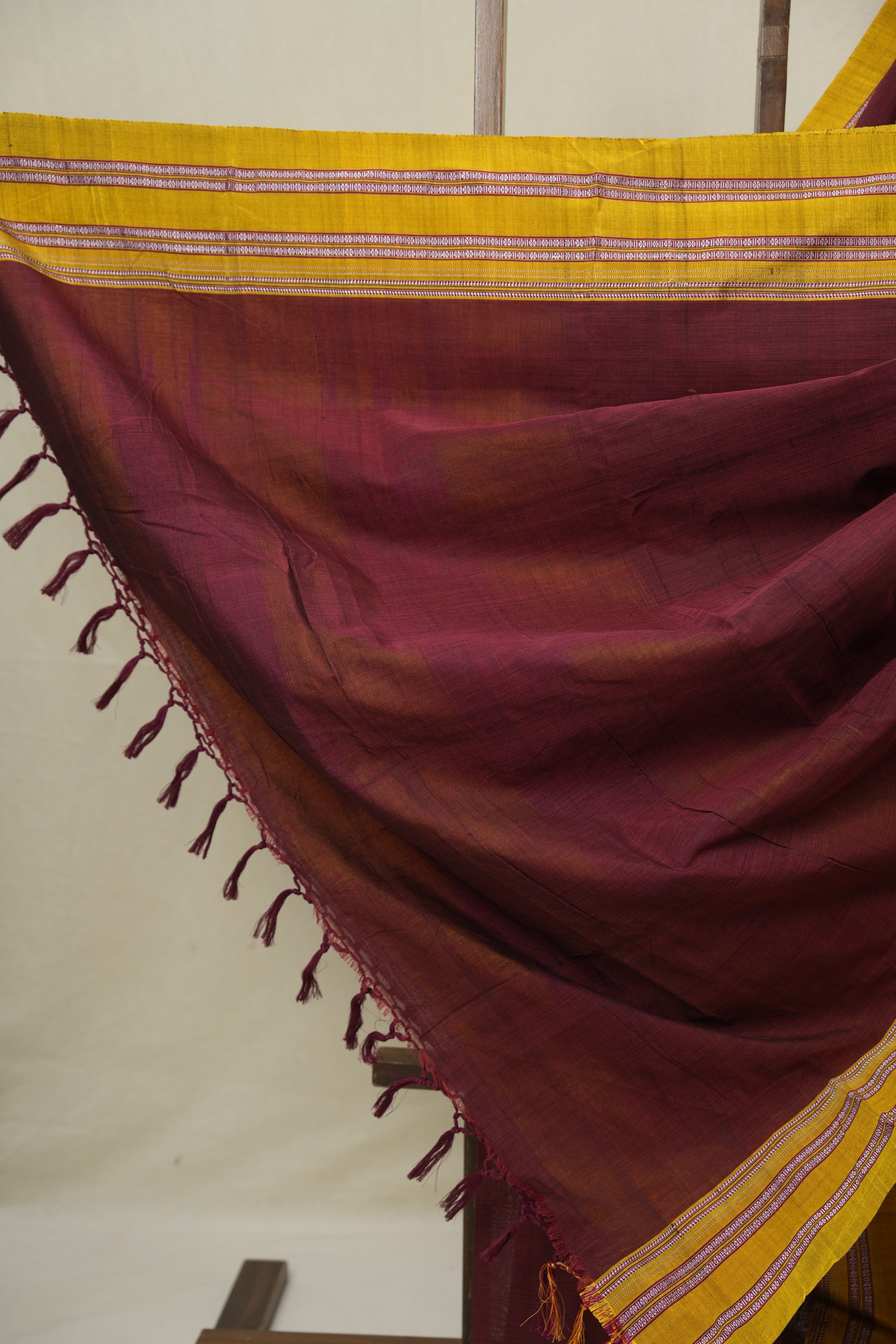 Maroon Cotton IIkal Saree With Gayatri Border - SRMCIS897