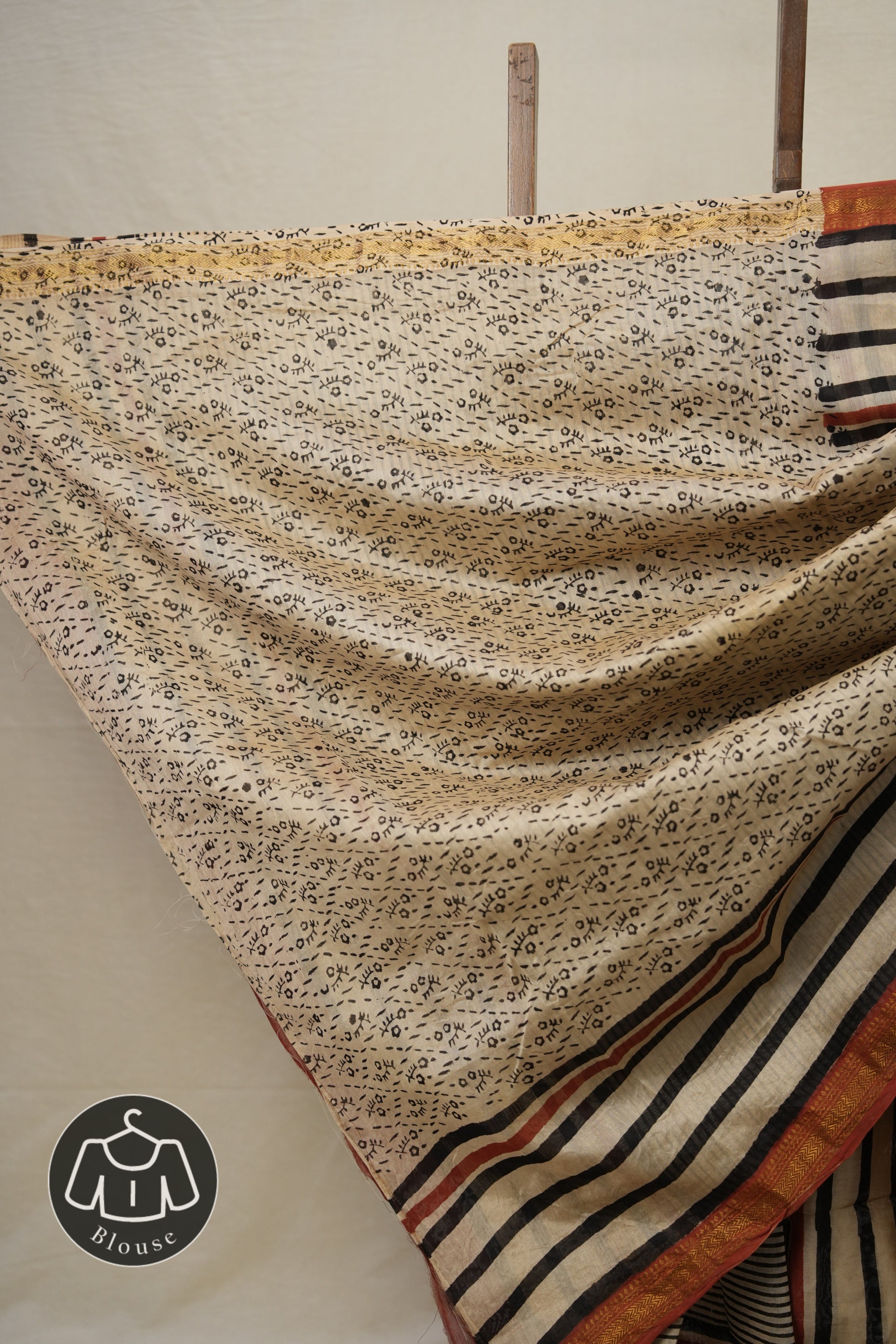 Off - White HBP Cotton Silk Saree With Maheshwari Border - SROWCSS1345