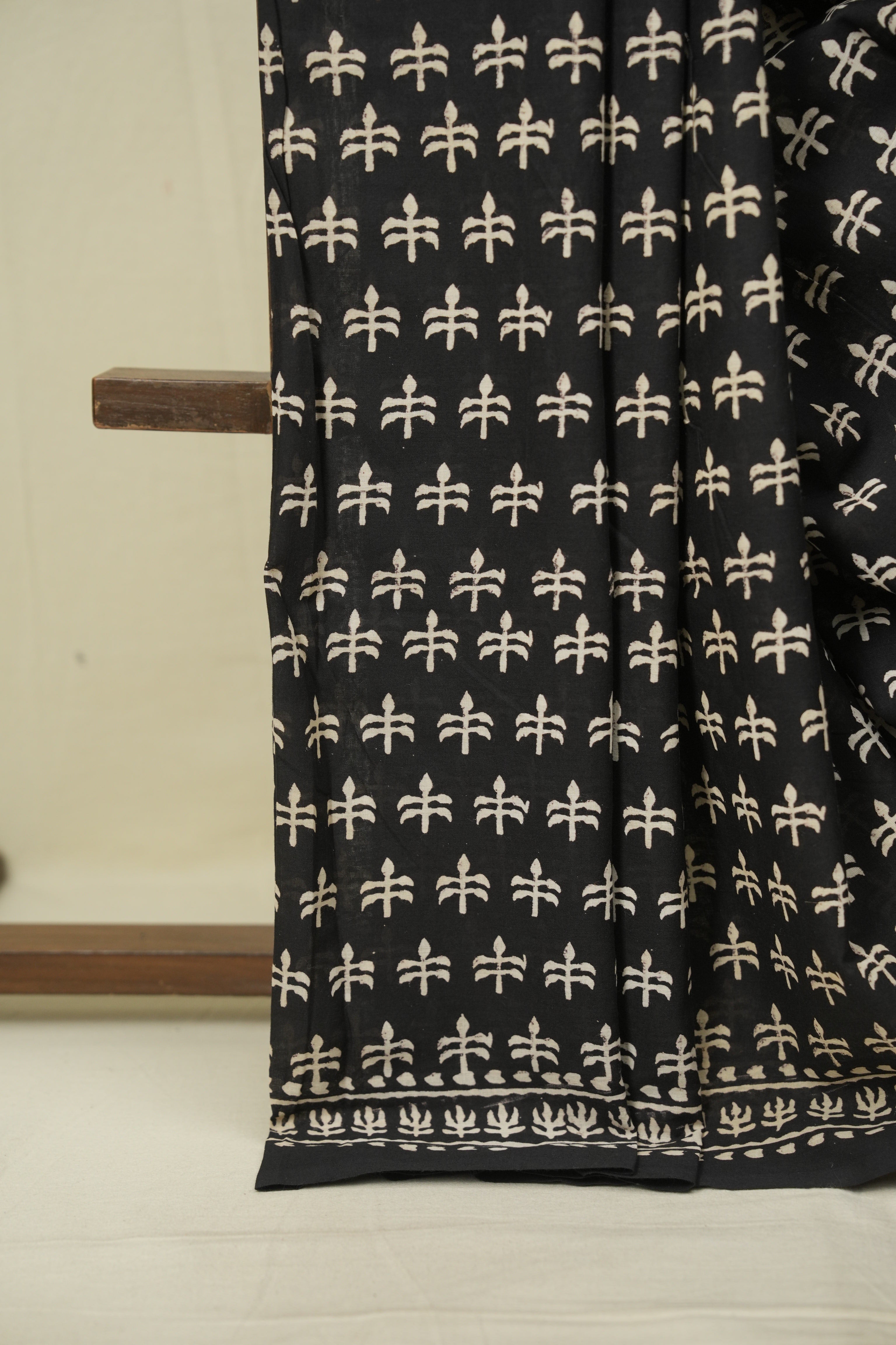 Black HBP Cotton Saree - SRBCS3556