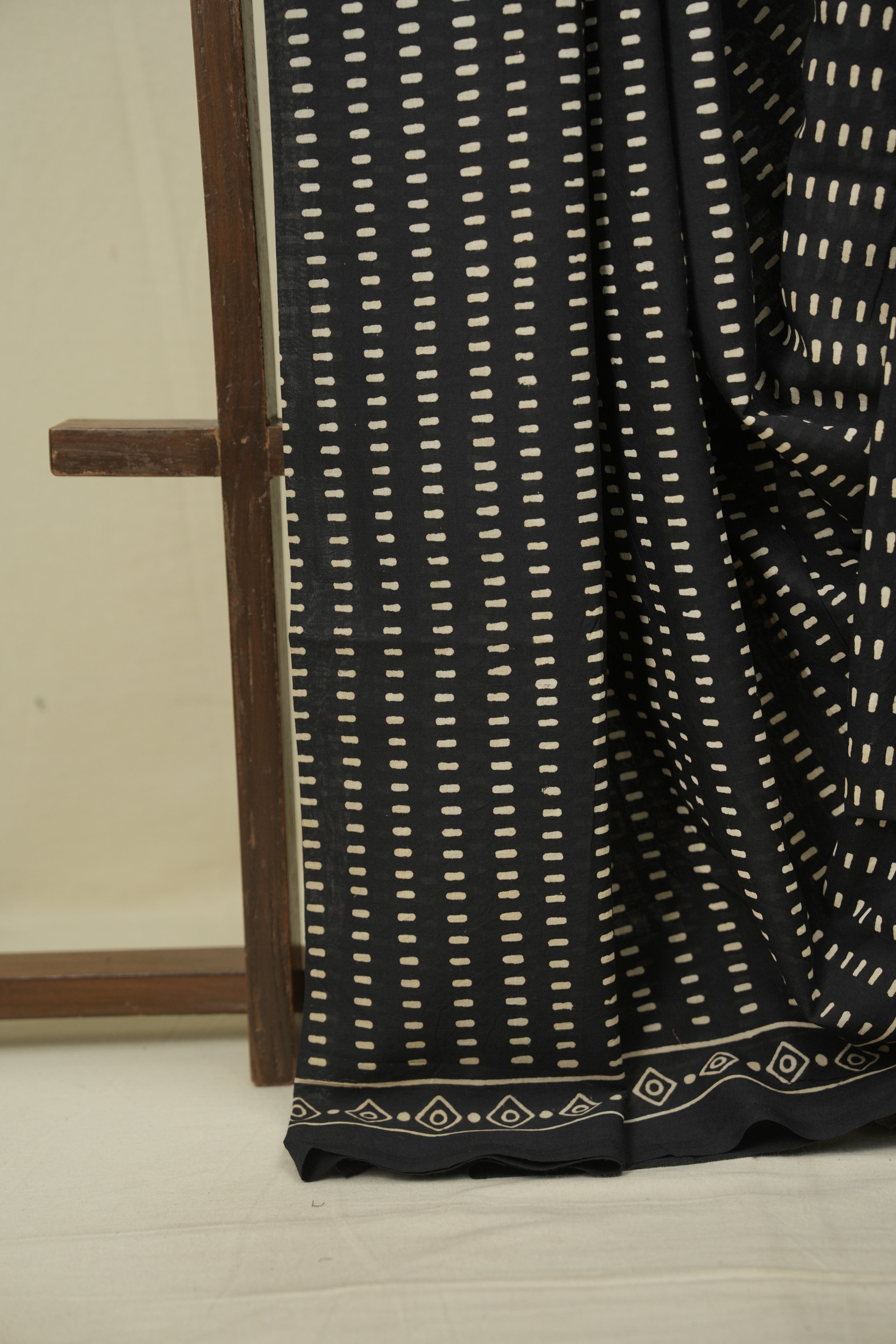 Black HBP Cotton Saree - SRBCS3552
