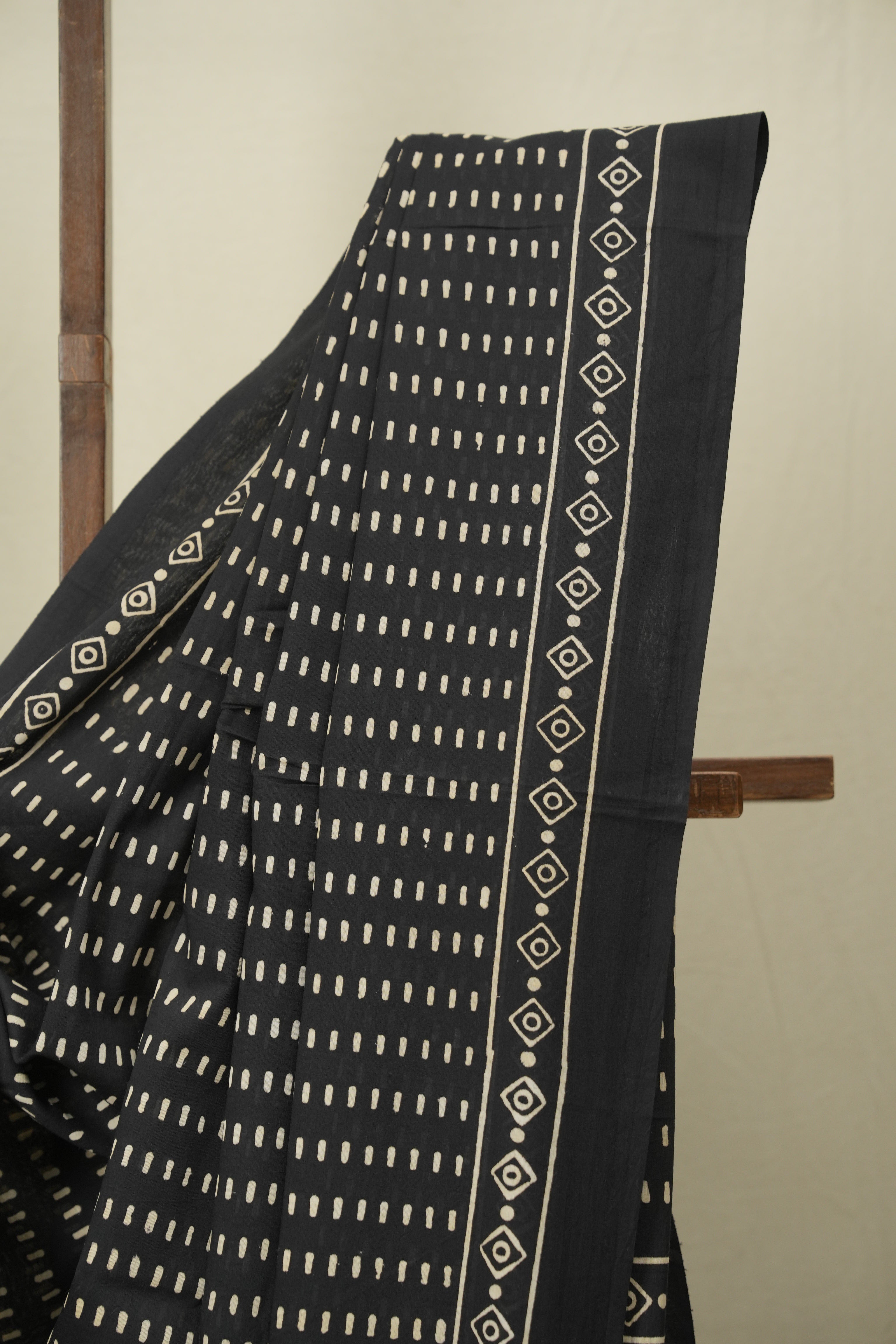 Black HBP Cotton Saree - SRBCS3552