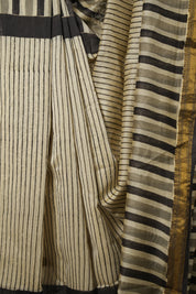 Off White HBP Cotton Silk Saree With Maheshwari Border - SROWCSS1343