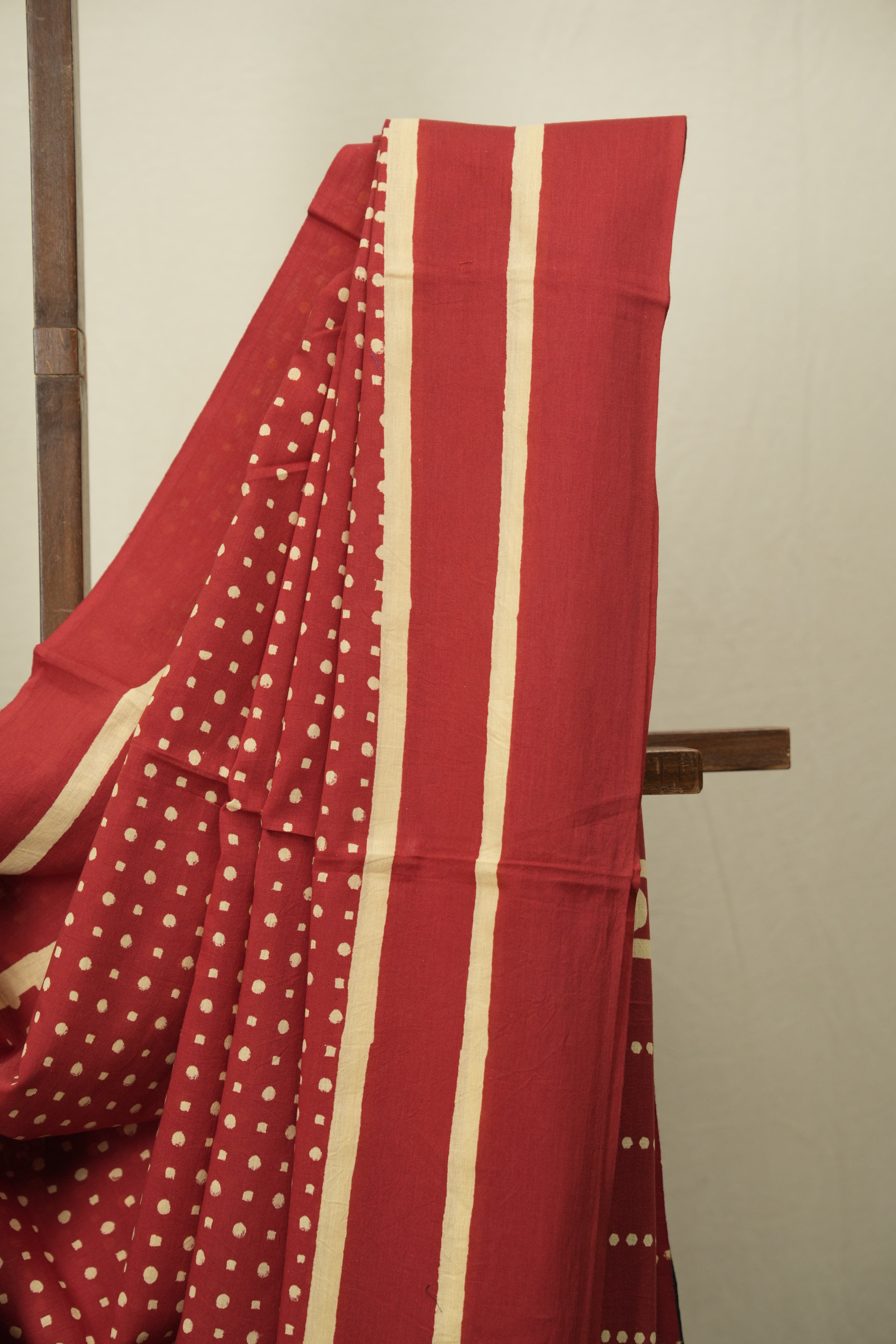 Red HBP Cotton Saree - SRRCS3559