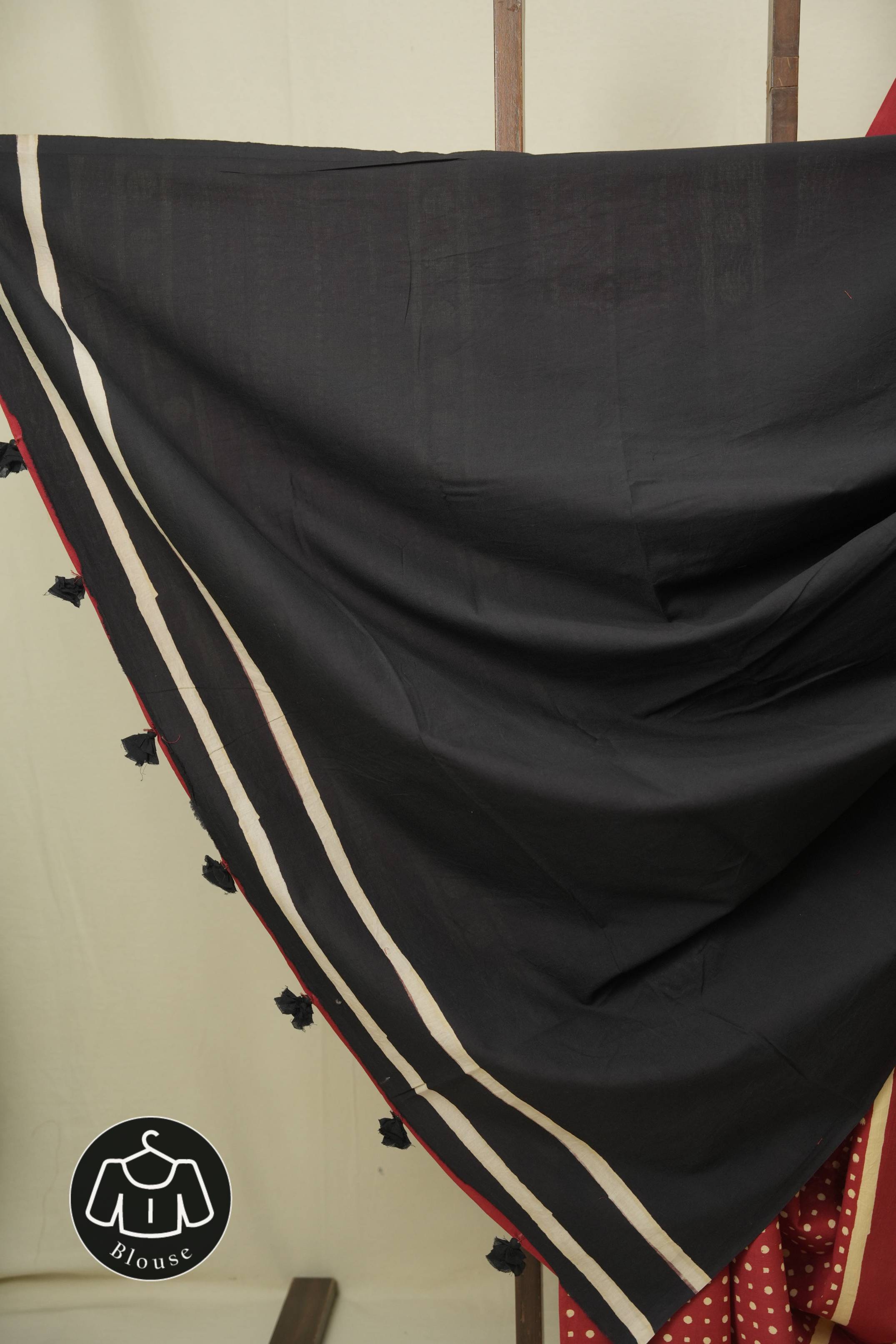 Red HBP Cotton Saree - SRRCS3559