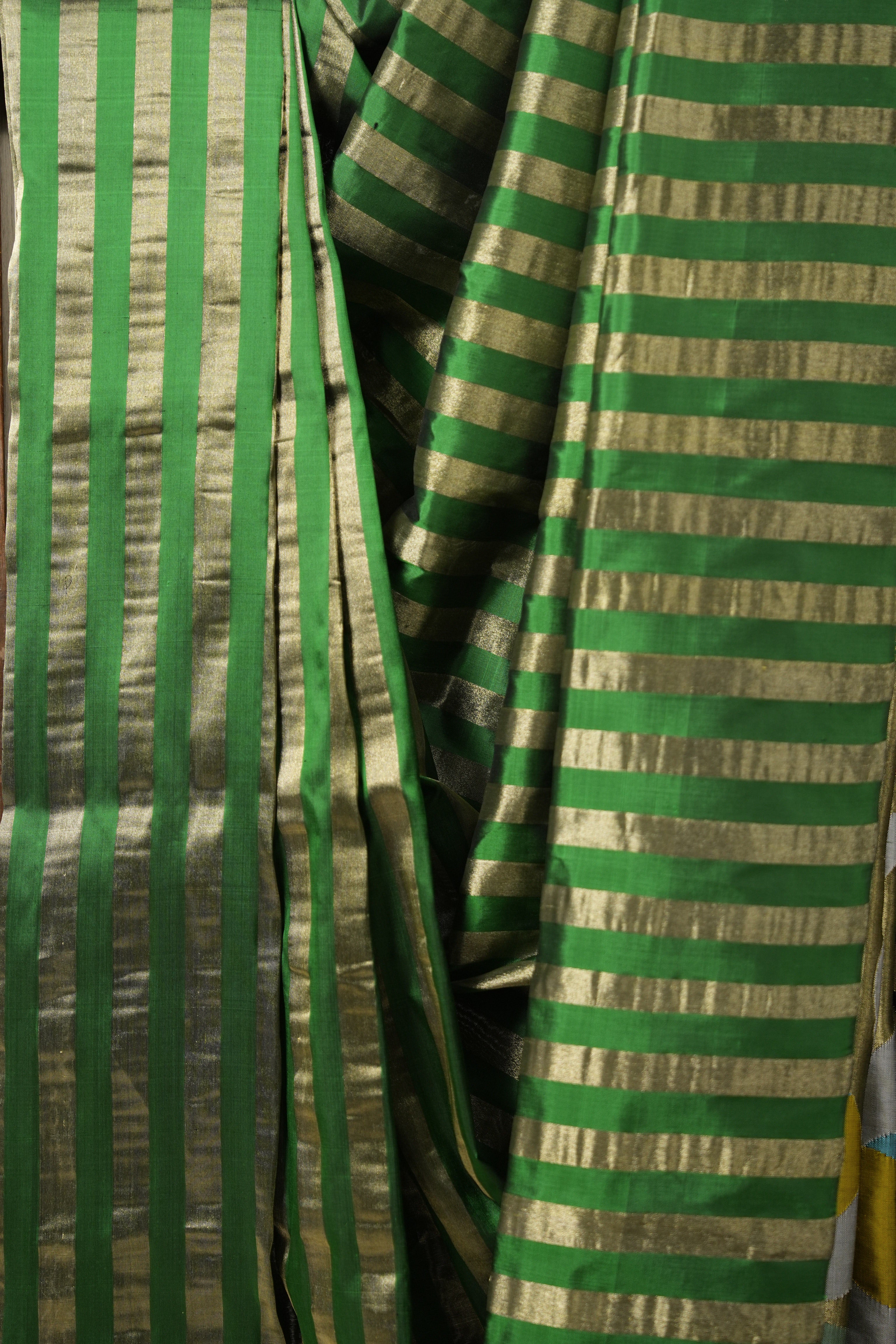 Green Gold Silk Paithani Saree - Saavari - SSGGSPS22