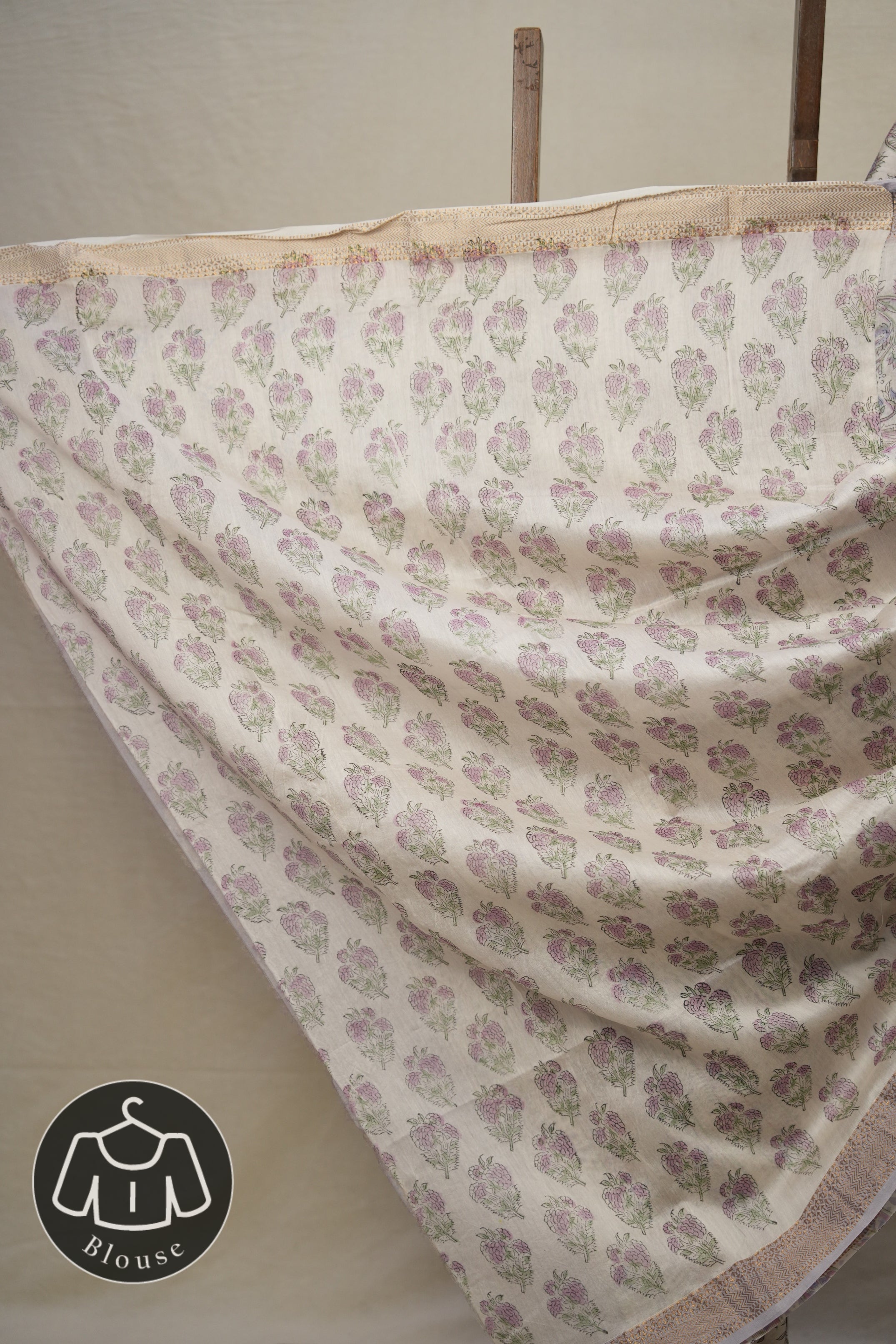 White HBP Cotton Silk Saree With Maheshwari Border - SRWCSS1303