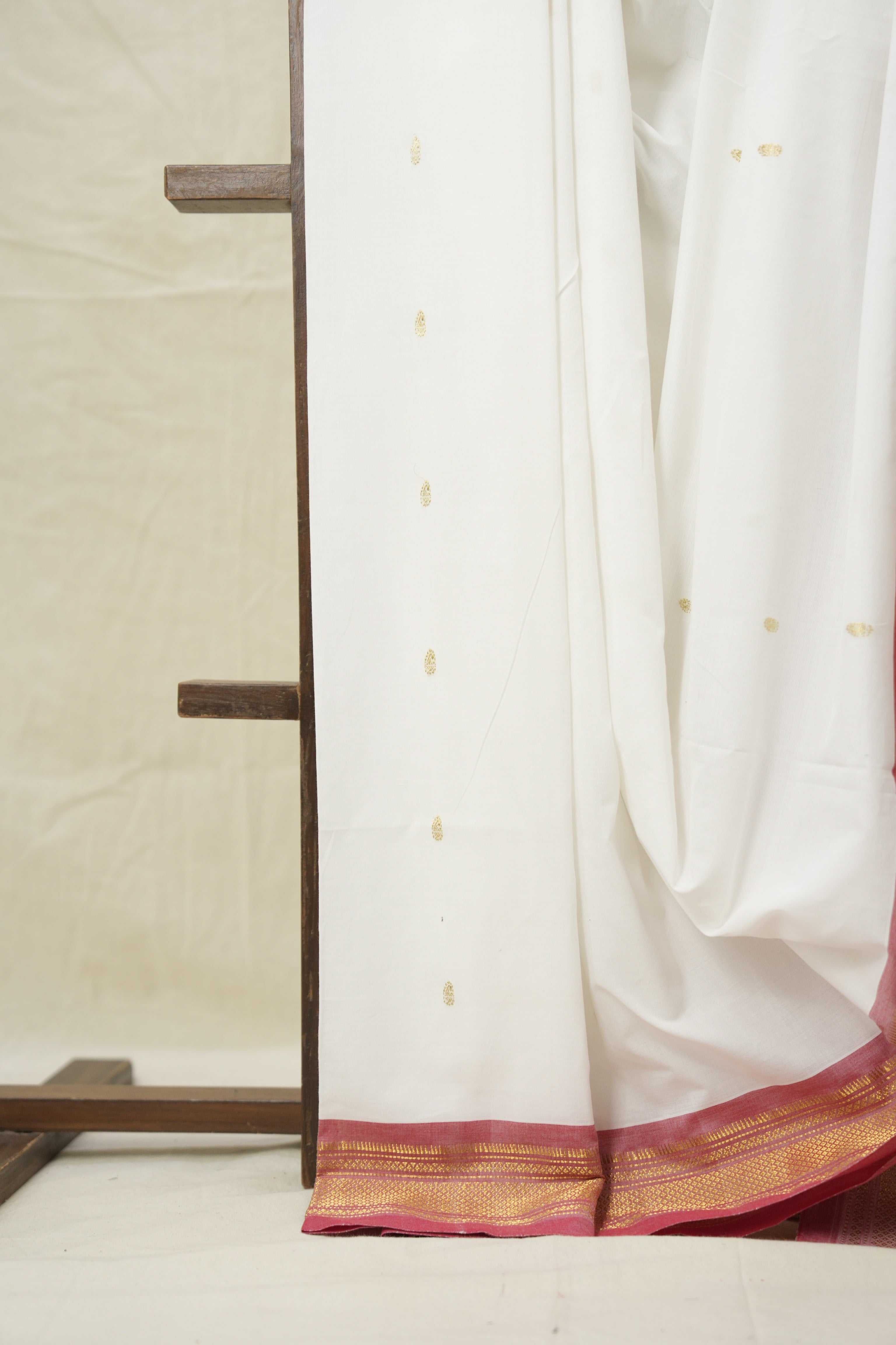 White Cotton Paithani Saree - SRWCPS700