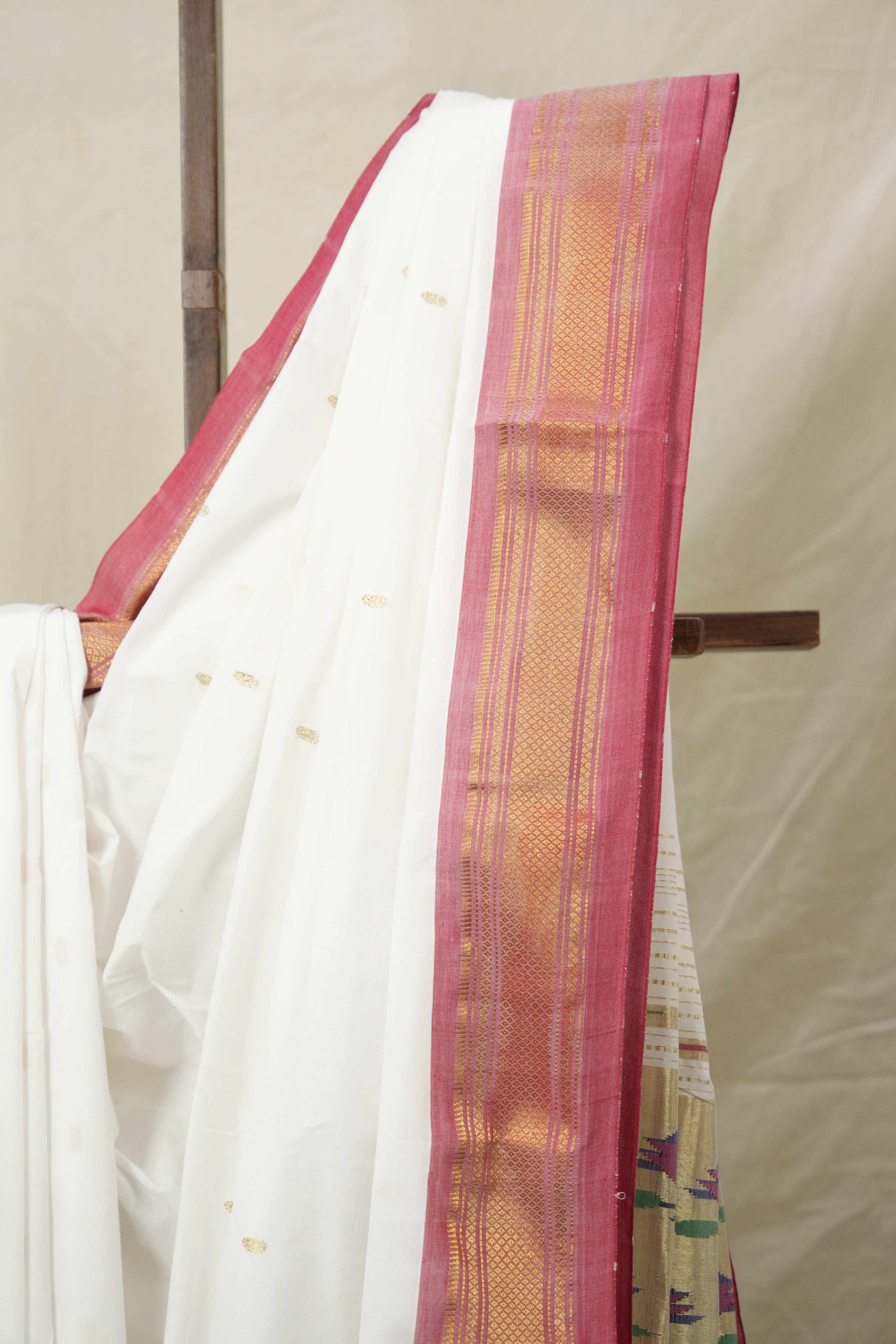White Cotton Paithani Saree - SRWCPS700