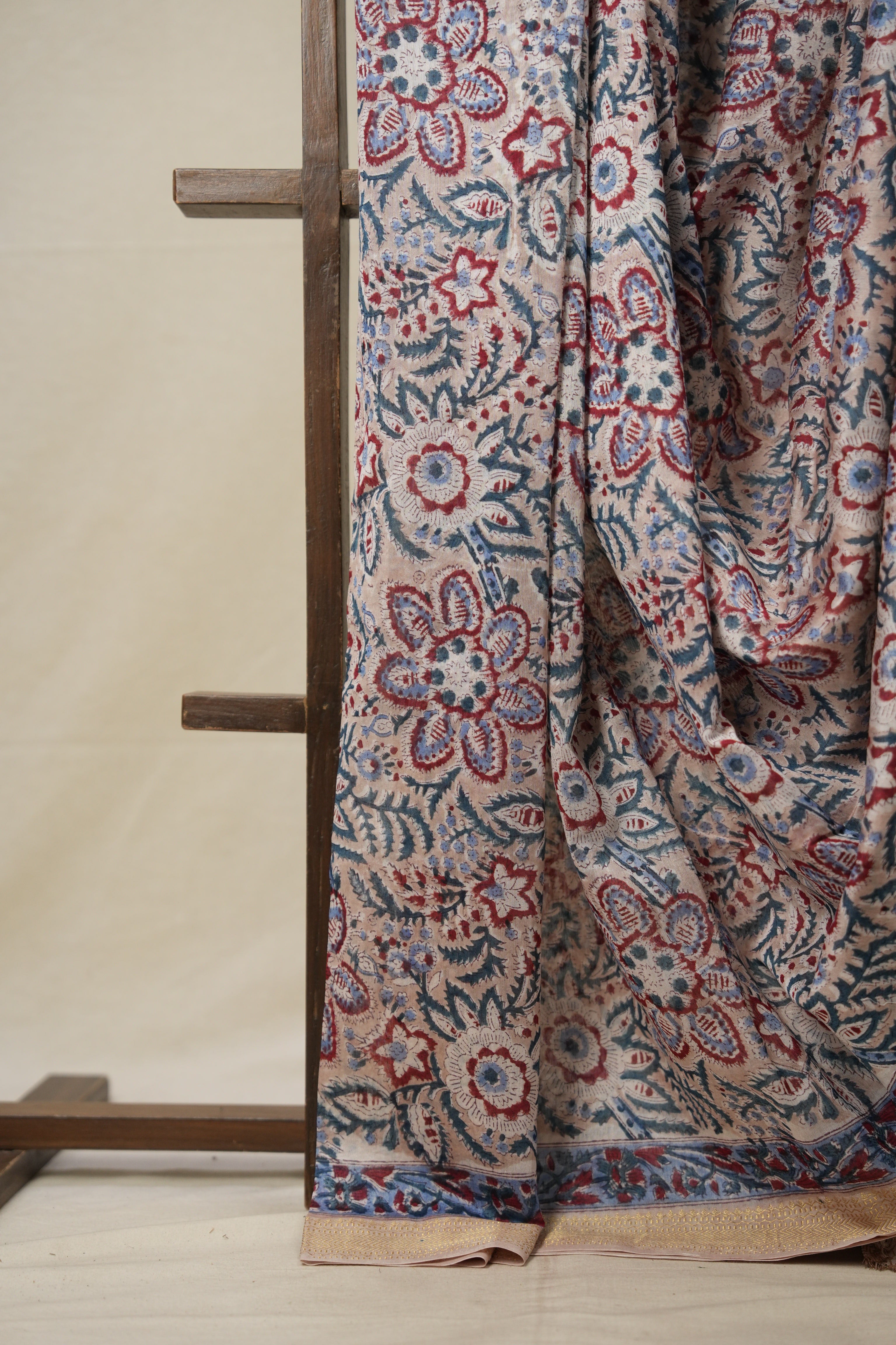 Cream HBP Cotton Silk Saree With Maheshwari Border - SRCCSS1304