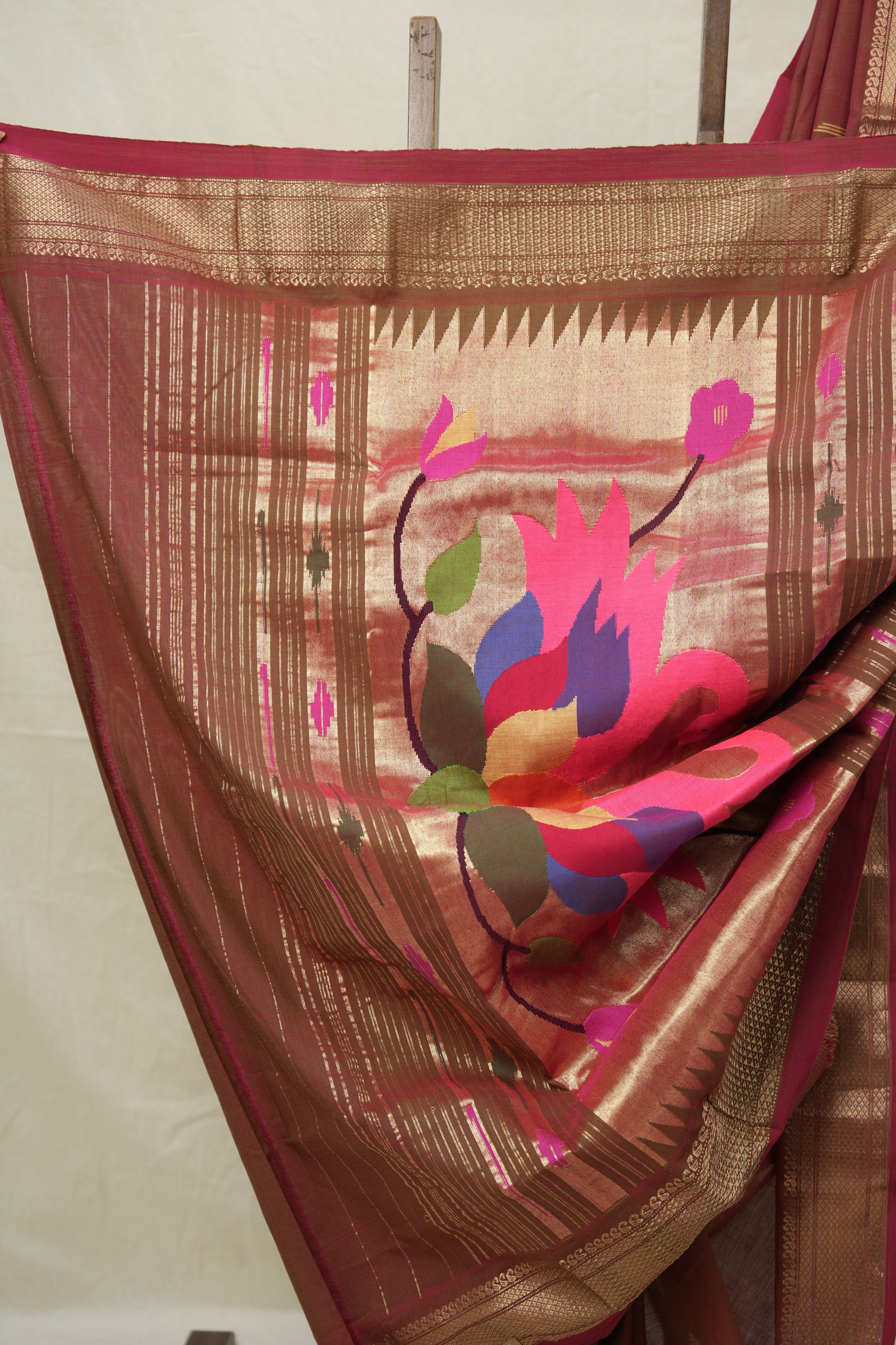 Two Tone Maroon Paithani Saree - SRTTMCPS708