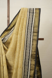 Light Yellow HBP Cotton Silk Saree With Maheshwari Border - SRLYCSS1296