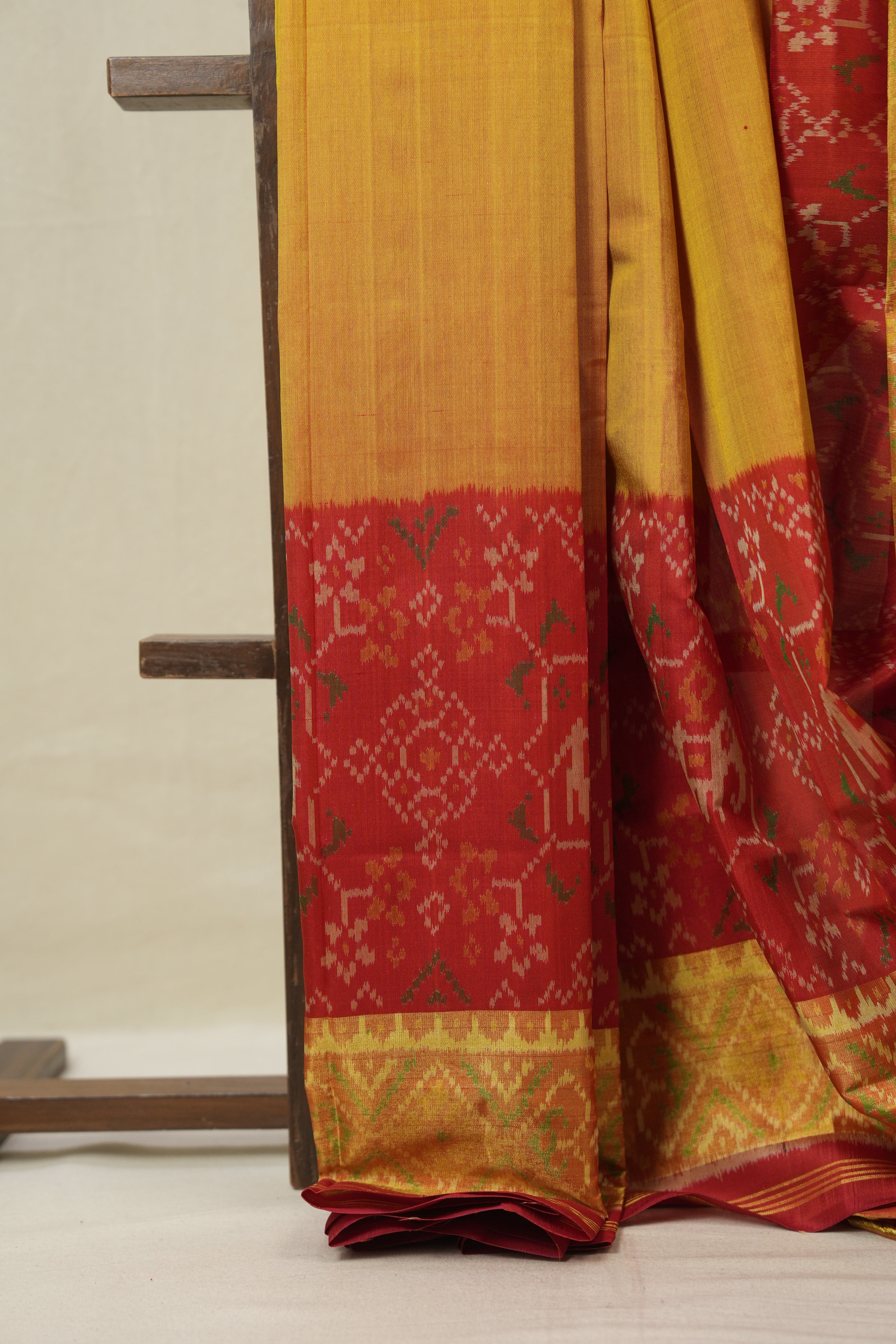 Red Rajkot Patola Silk Saree - SRRRPSS602