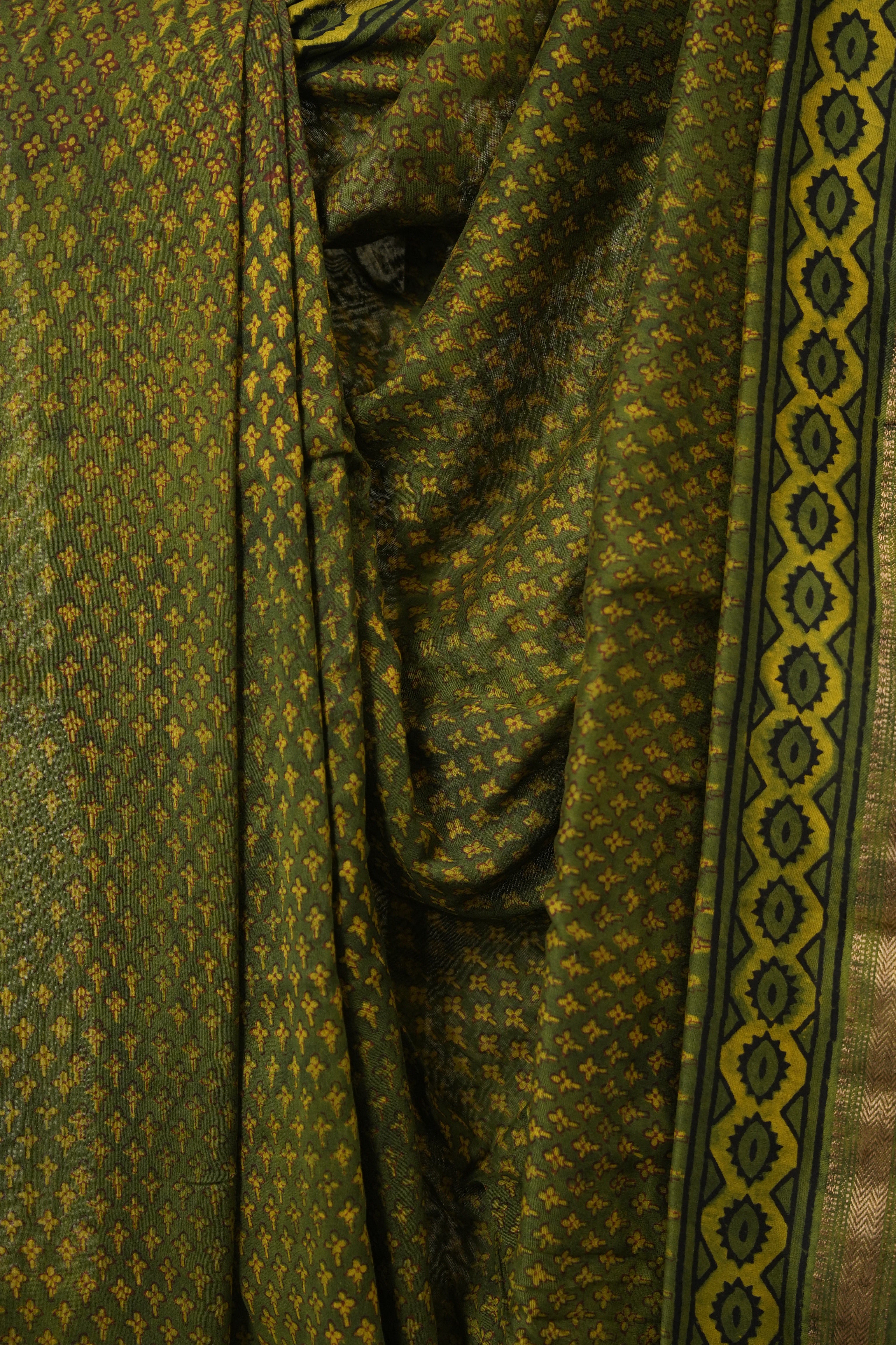 Olive Green HBP Cotton Silk Saree With Maheshwari Border - SROGCSS1608