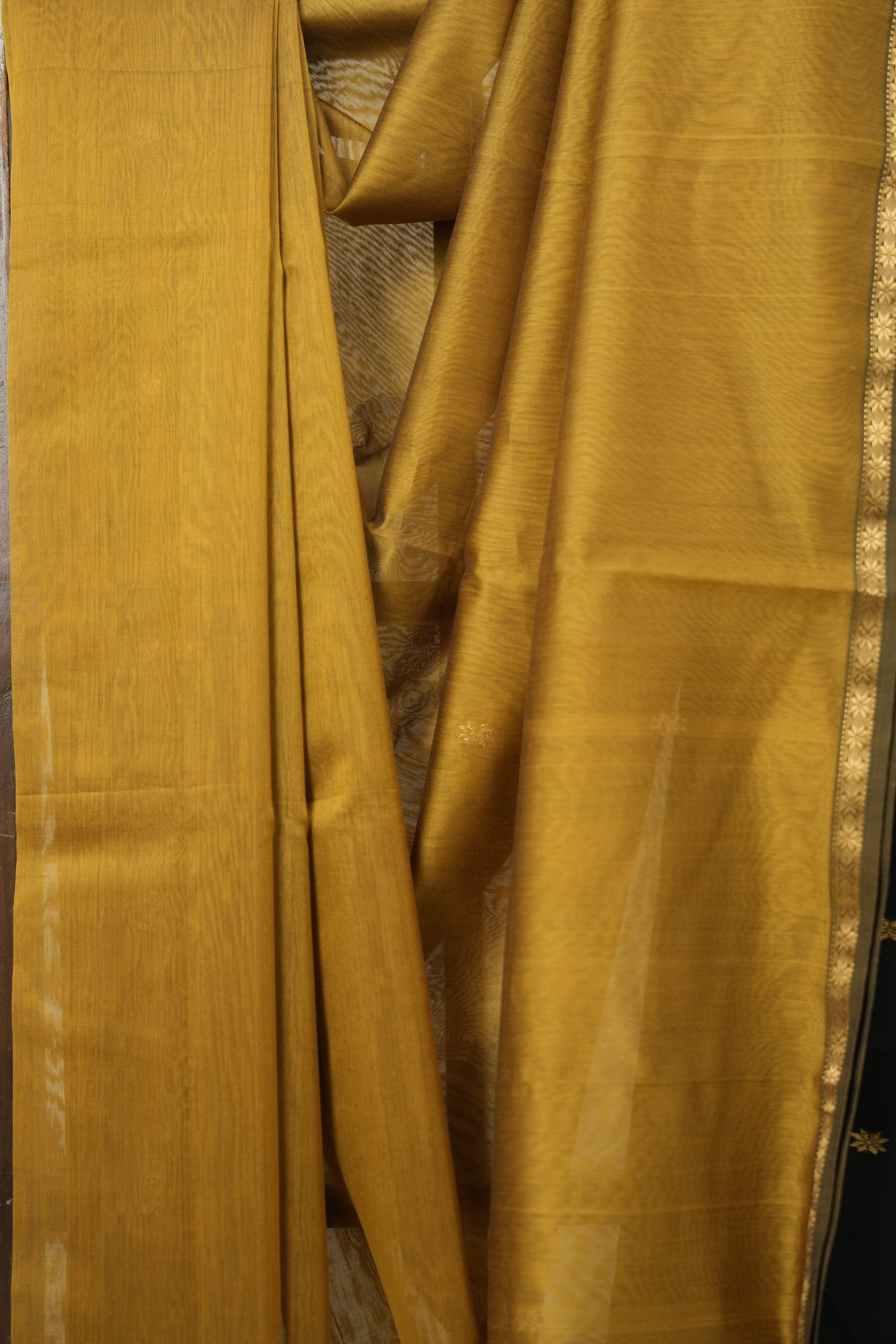 Metallic Gold Maheshwari Saree - SRMGMS988