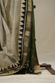 Black White HBP Cotton Silk Saree With Maheshwari Border - SRBWCSS1299