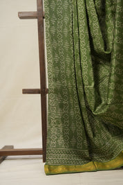 Green HBP Cotton Silk Saree With Maheshwari Border - SRGCSS1300